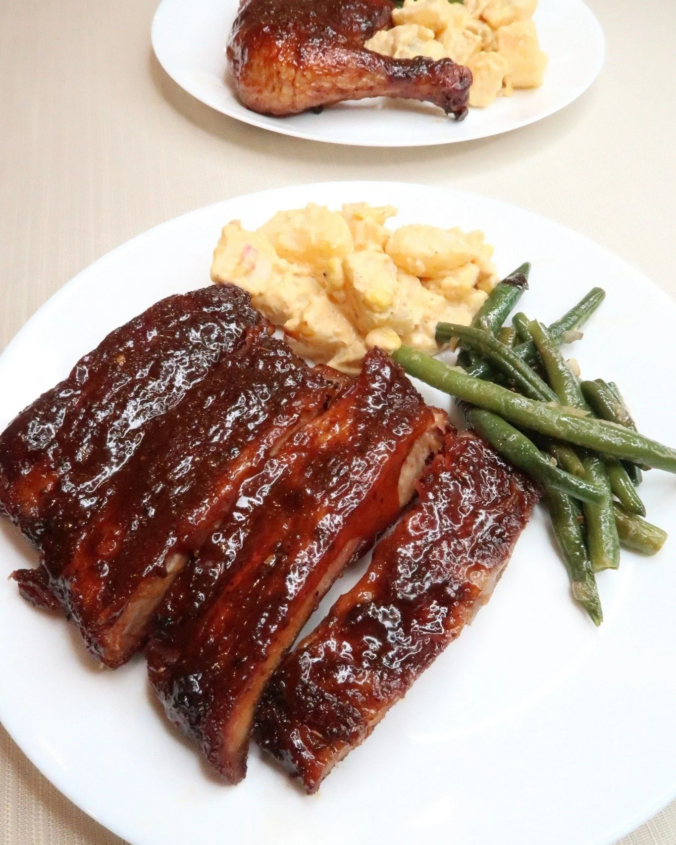 Fall-off-the-bone Ribs or Maple Jerk Chicken? 🤔

Why choose when you can have BOTH at your wedding? 💍

At Eh Buddy Barbecue, we believe your big day should be full of choices! Our wedding packages let you mix and match your favorite BBQ creations t