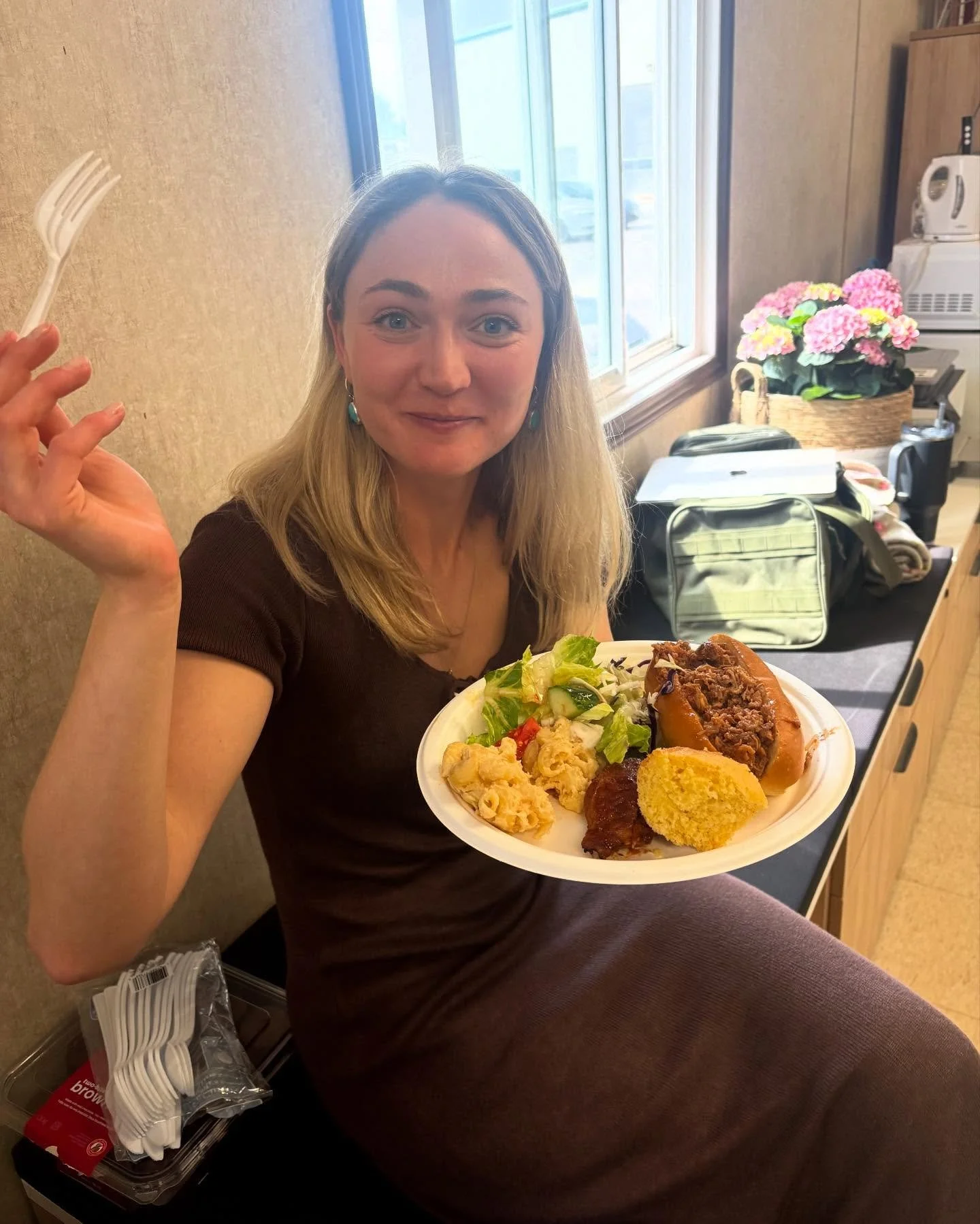 Smiles, seconds, and some serious smoke flavour 🔥

Nothing brings the team together like an @ehbuddybarbecue work lunch.

Catering your next work function? Visit our website and lock in your date.

ehbuddybarbecue.com