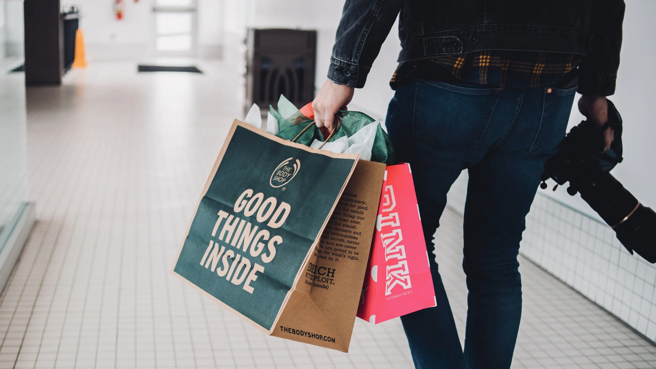 Haben und Sein: Warum uns Konsum nicht glücklich macht