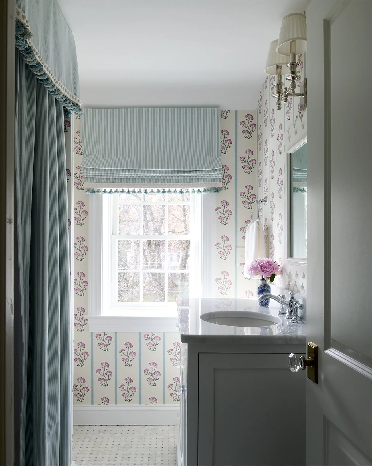 colket_lores_bath_01.jpg