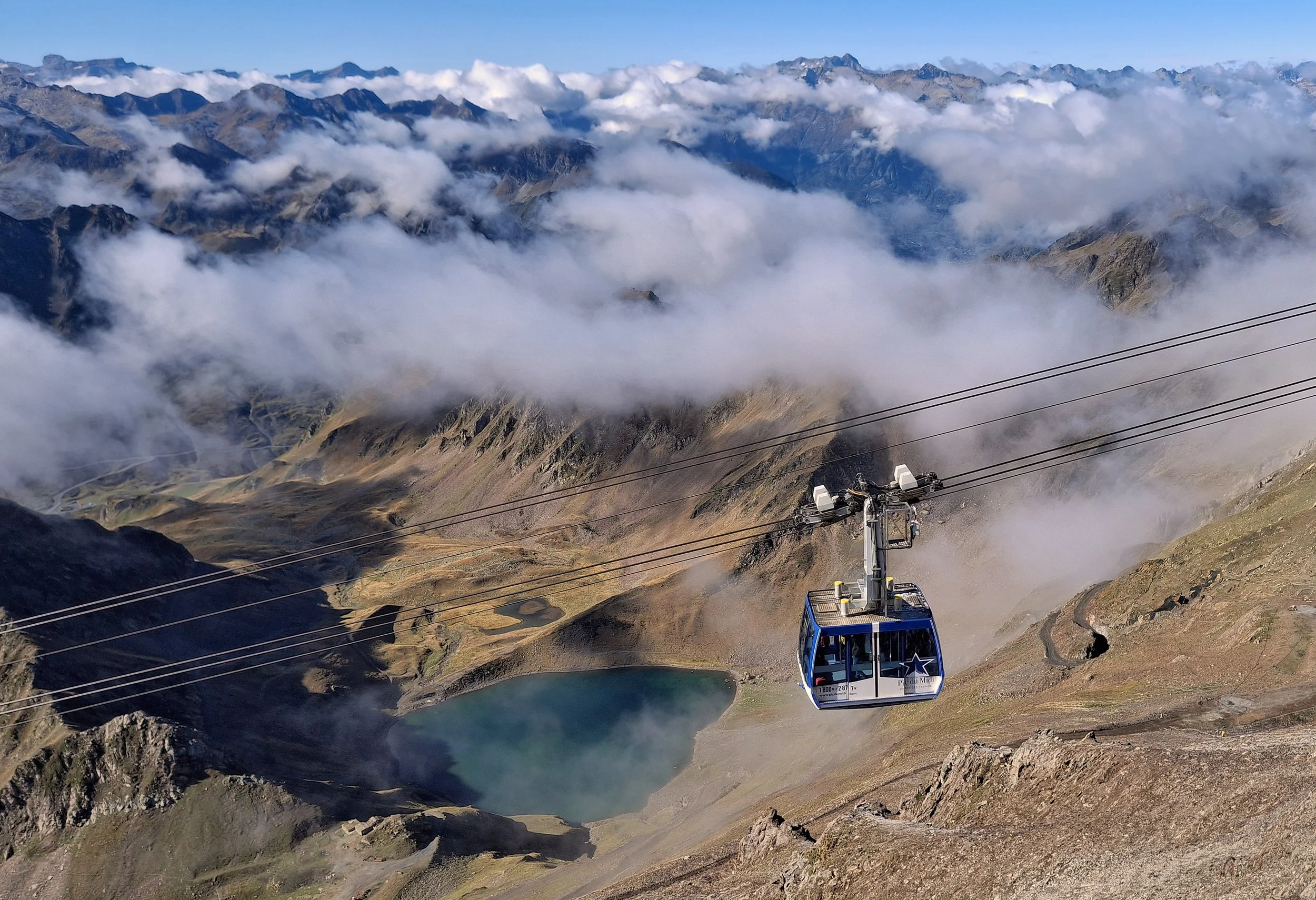 1st	Maureen Petrie	Pic du midi cable car