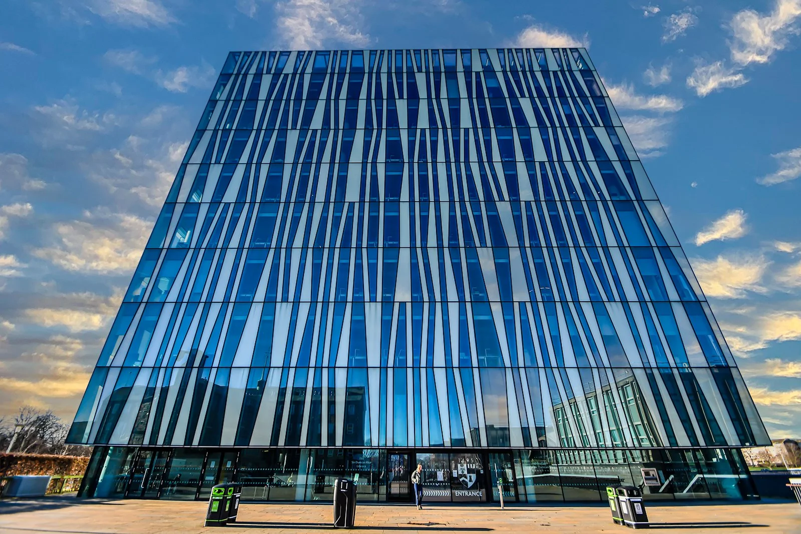 20 Aberdeen Uni Library.jpg