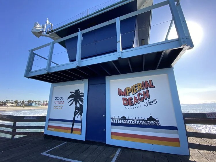 Imperial-beach-mural-by-pandr-design-co-3.jpg