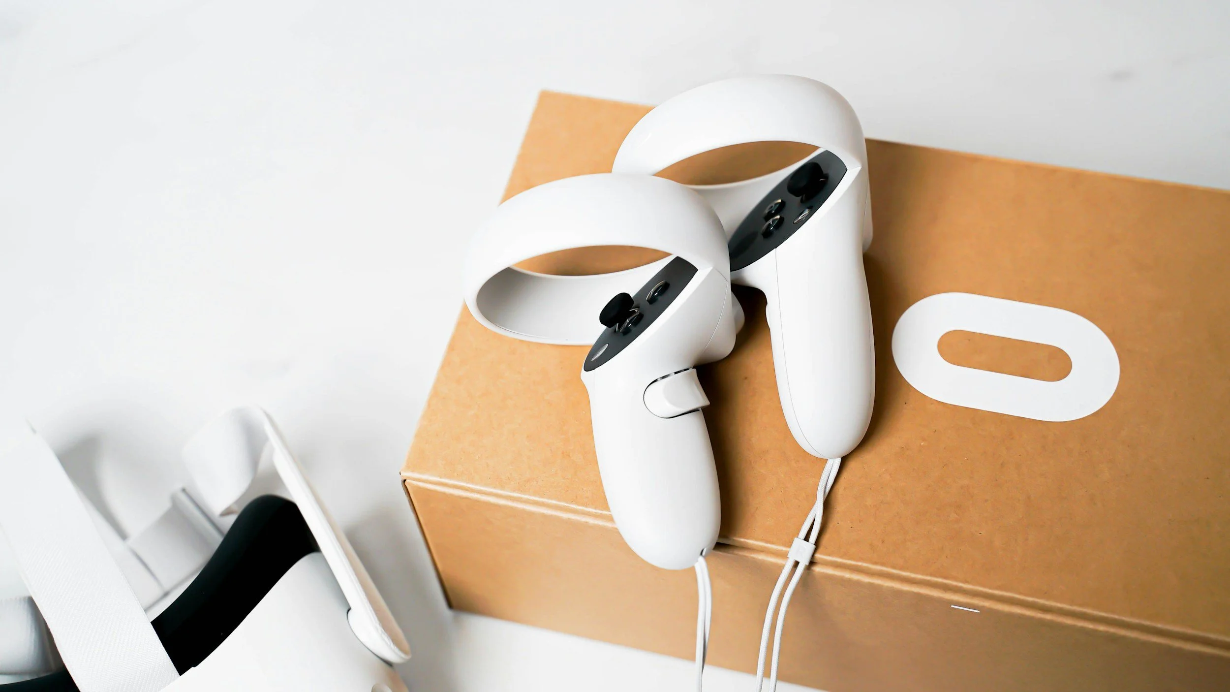 How to Use a VR Headset to Paint a Mural (And Why It’ll Change the Way You Work)