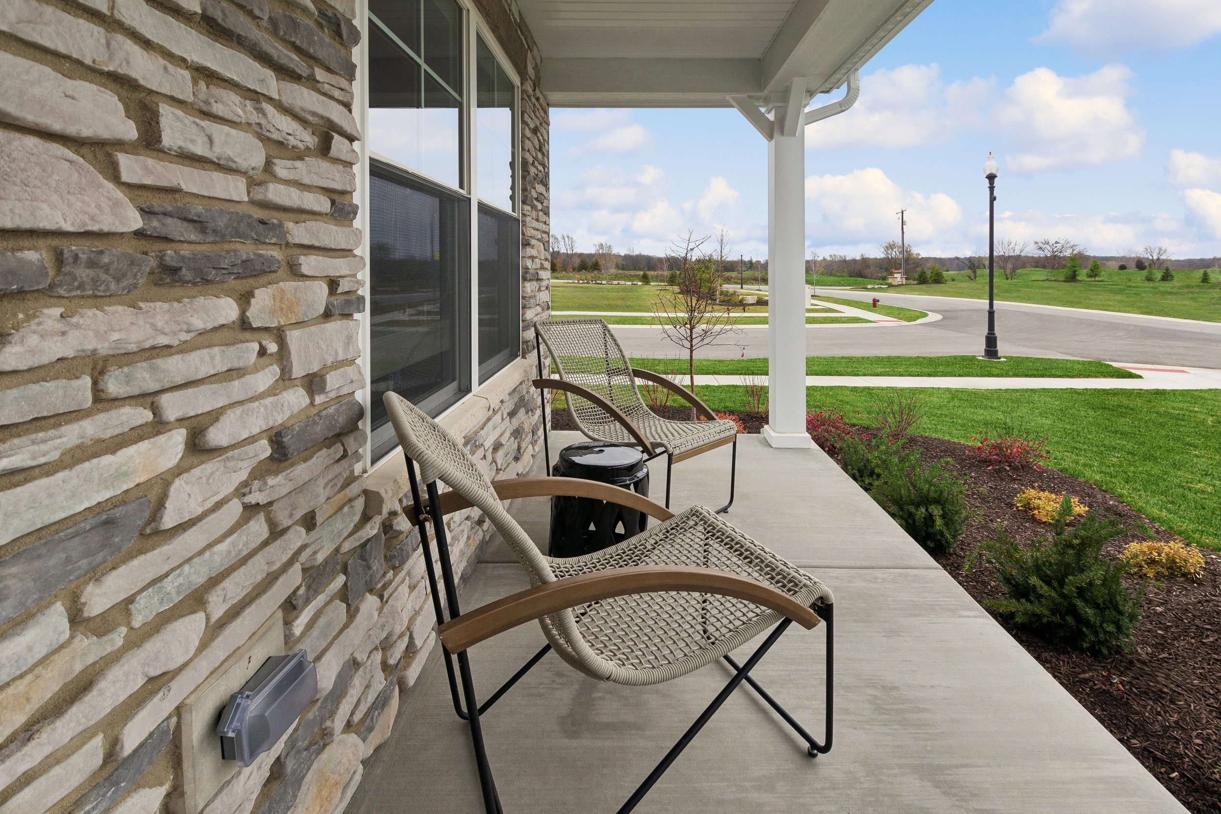 27_12910111thAvenue_65_Porch_HiRes-edited.jpg