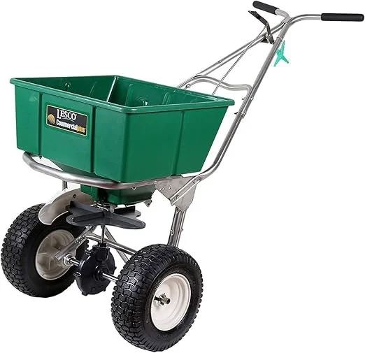 How to Choose the Right Fertilizer Spreader for Your Lawn (And Why It Matters)