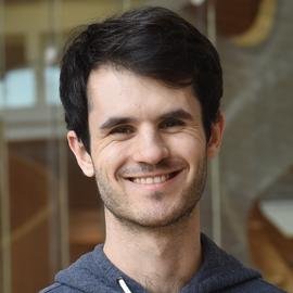 Gabriel Dolsten Headshot