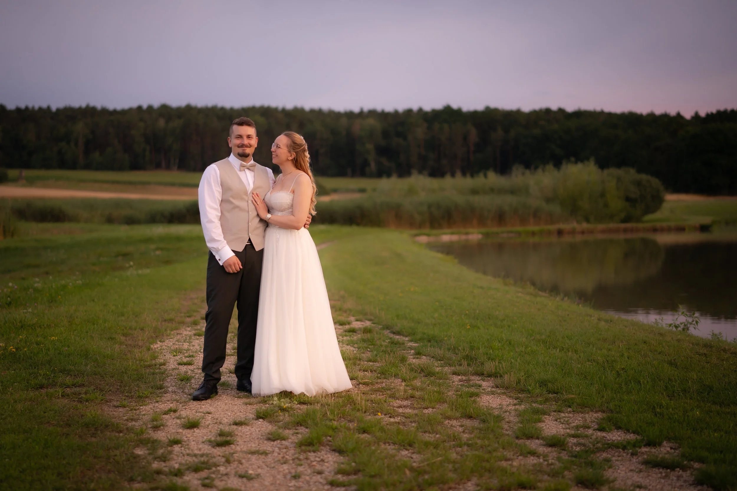 25-07-Hochzeit-Jenny&Nico-009-00880.jpg