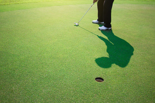 Lake Las Vegas Sport Club golf putting green.