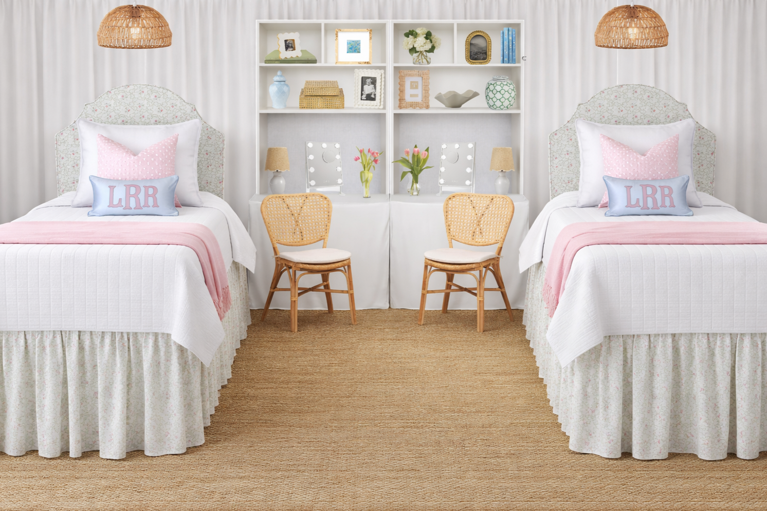 Symmetrical+dormitory+room+with+twin+beds.png