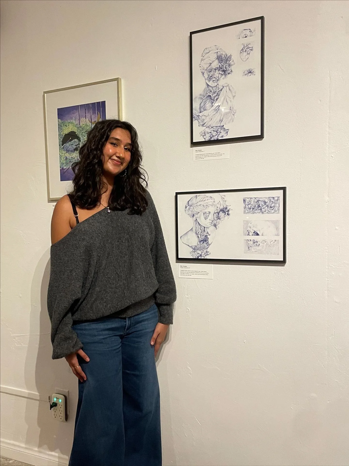 first ever san diego gallery was a success! ☀️

it was so nice meeting everyone and seeing all the wonderful artists &lt;3 so excited to see what everyone does next!

thank you so much @doesyourbellyache / @figure8market for hosting !!

#Art #Artist 