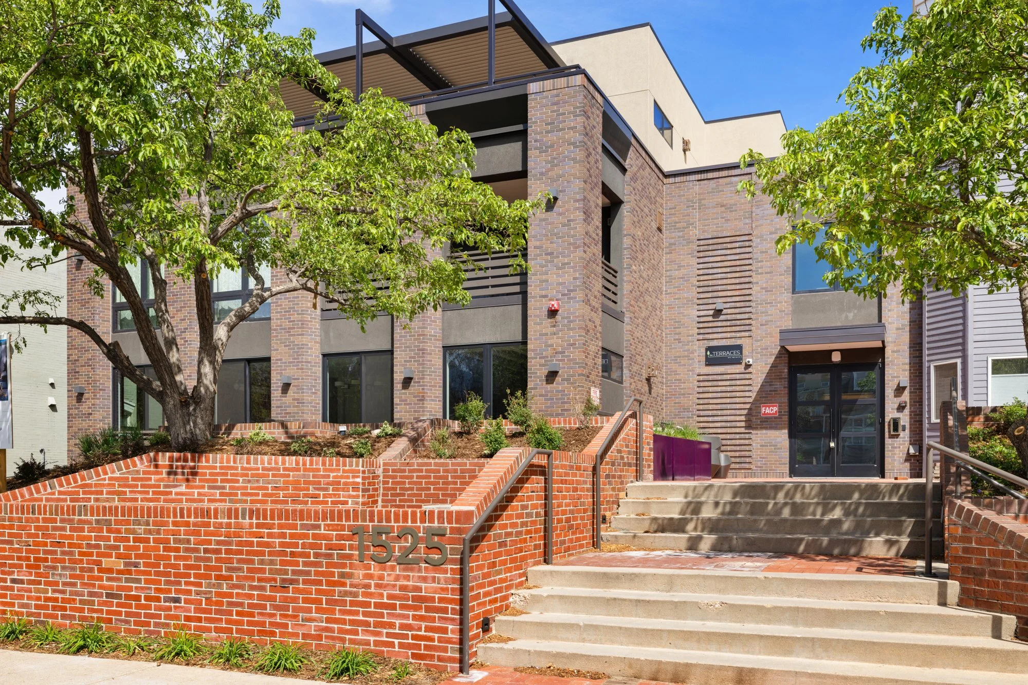 1525SpruceStreet-Web-Trendem Media-01.jpg