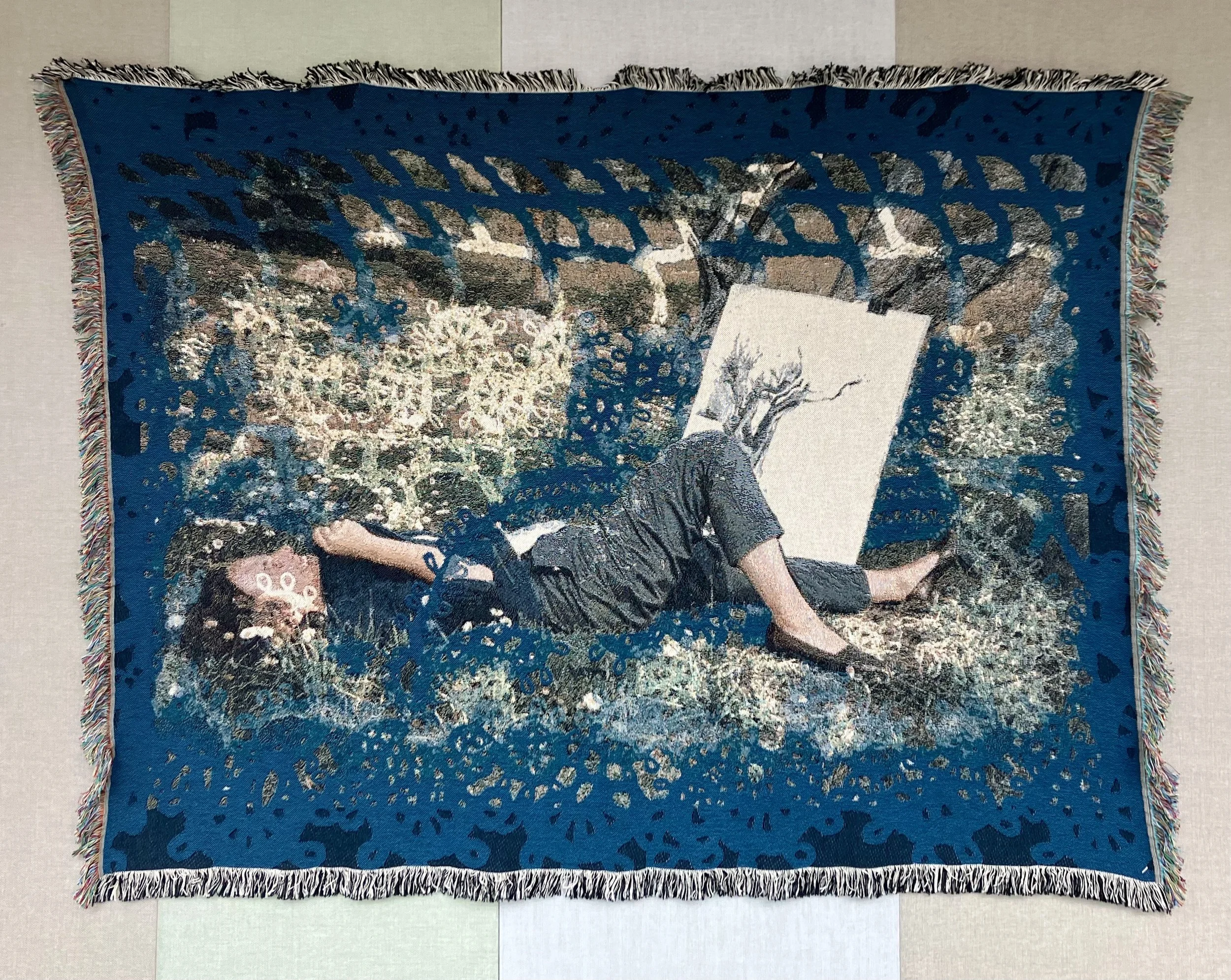 "Mothaigh Thú Uaim // I Feel You From Me" 2025
54"x72"
Jacuard weaving