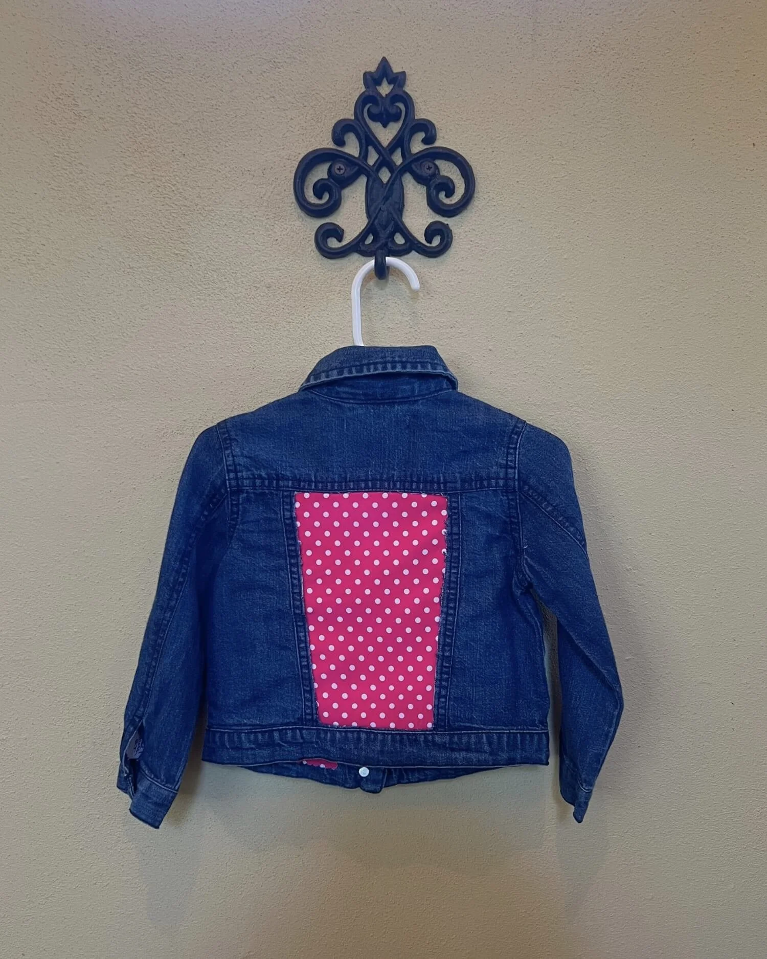 iris-ruth-pastor-designs-polka-pop-jacket-back.jpg