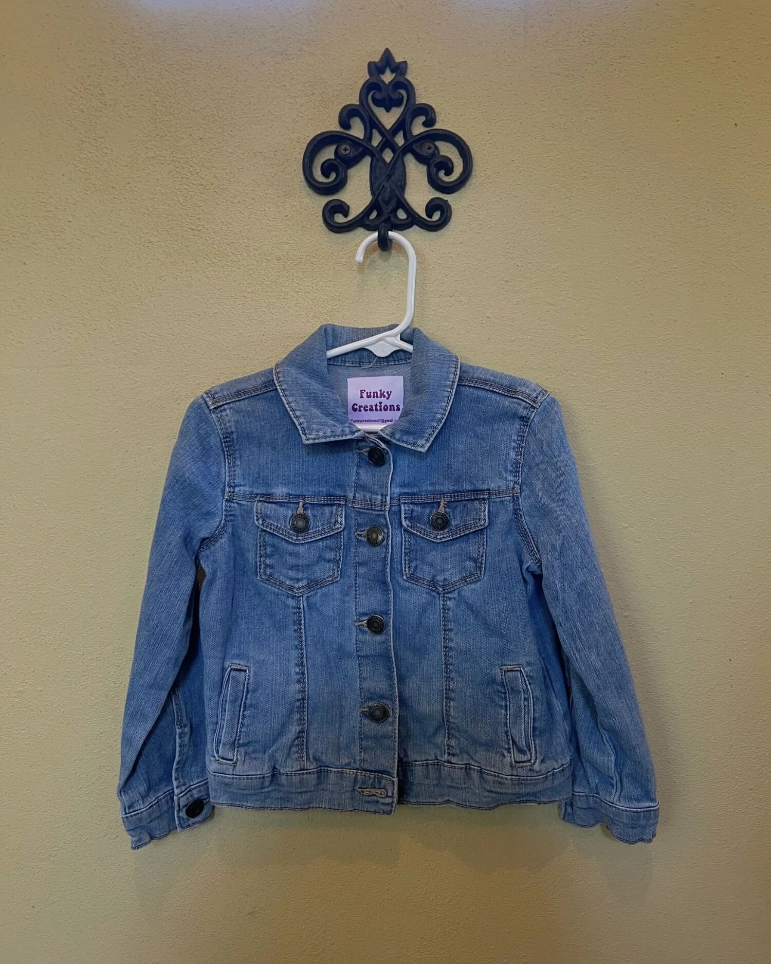iris-ruth-pastor-designs-the-xoxo-darling-jacket-front.jpg