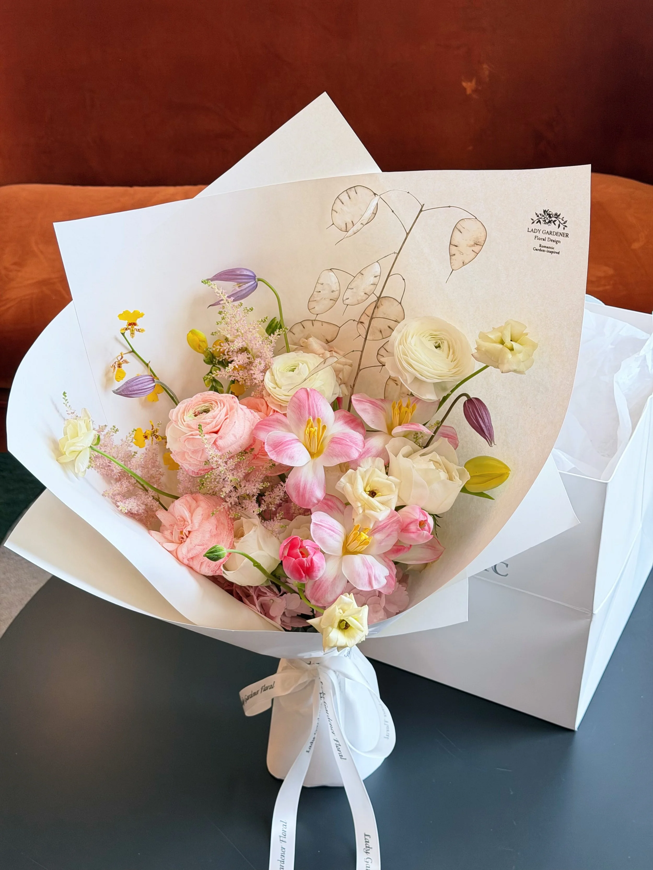 spring signature bouquet.jpg