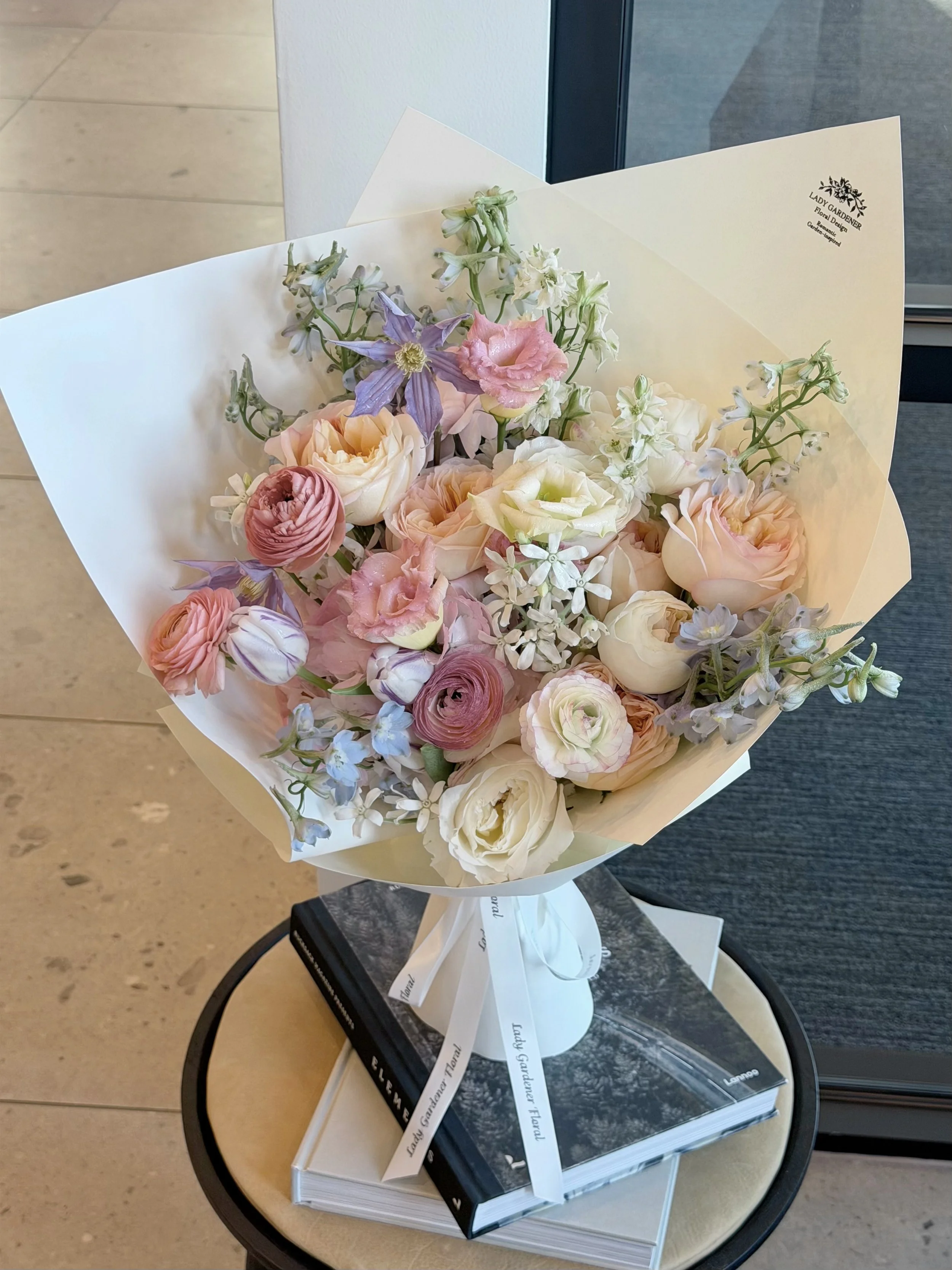 macaron-inspired bouquet.jpg