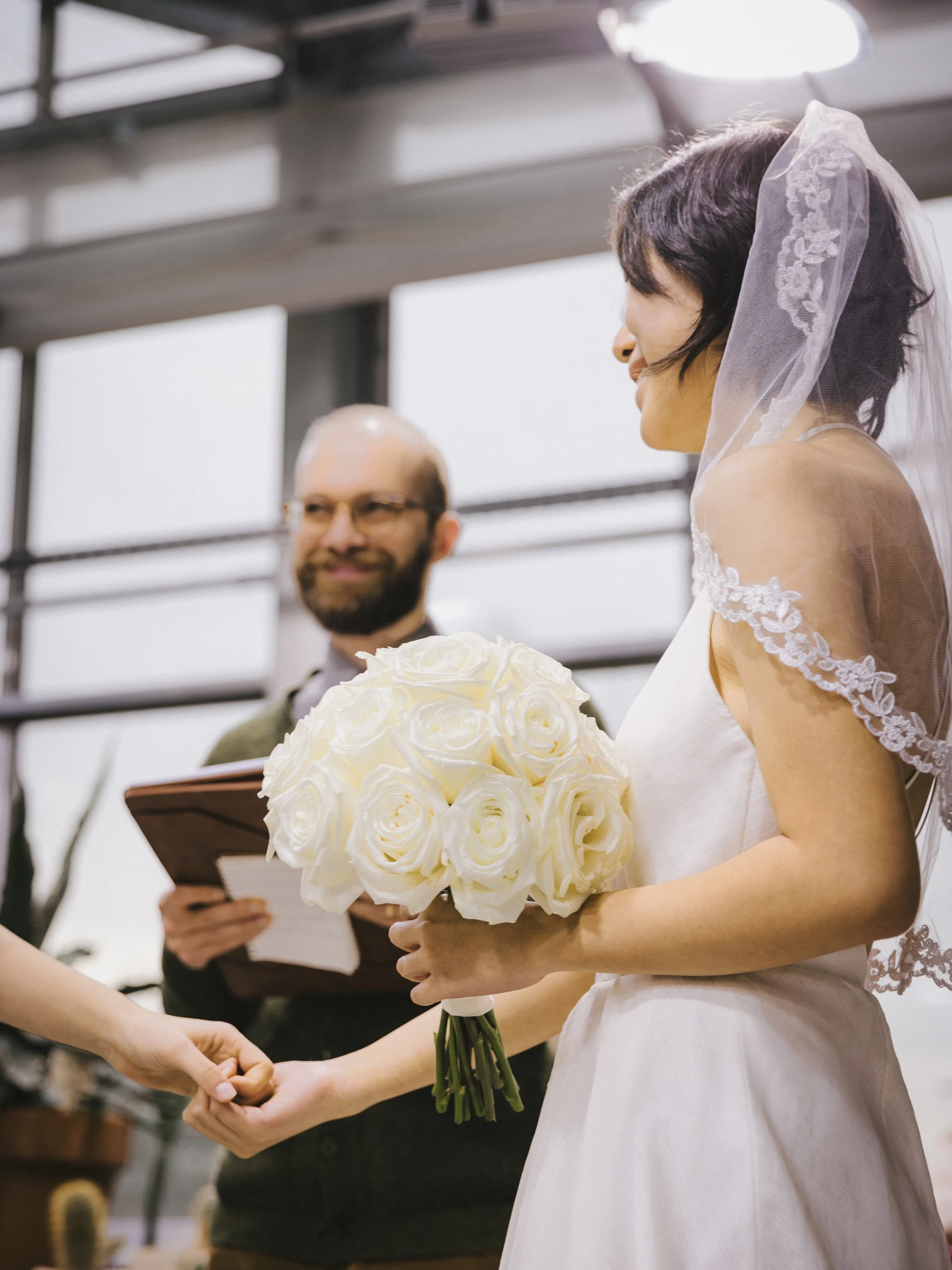 whiterosebridalbouquet.jpg
