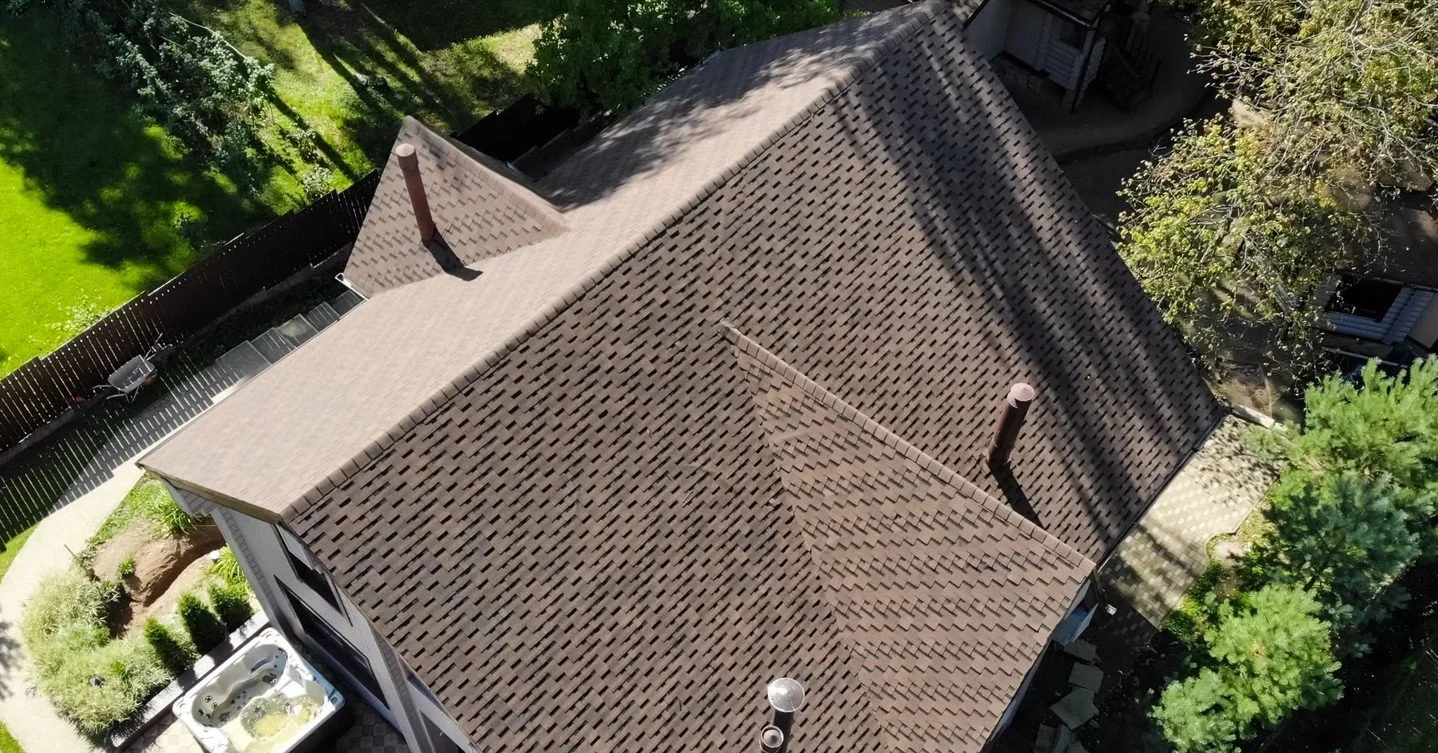 Another Monday in the Treasure Valley.
Roofs to protect. Families to take care of.

If something&rsquo;s not right up top, we&rsquo;re the ones to call.
Gem State Roofing.