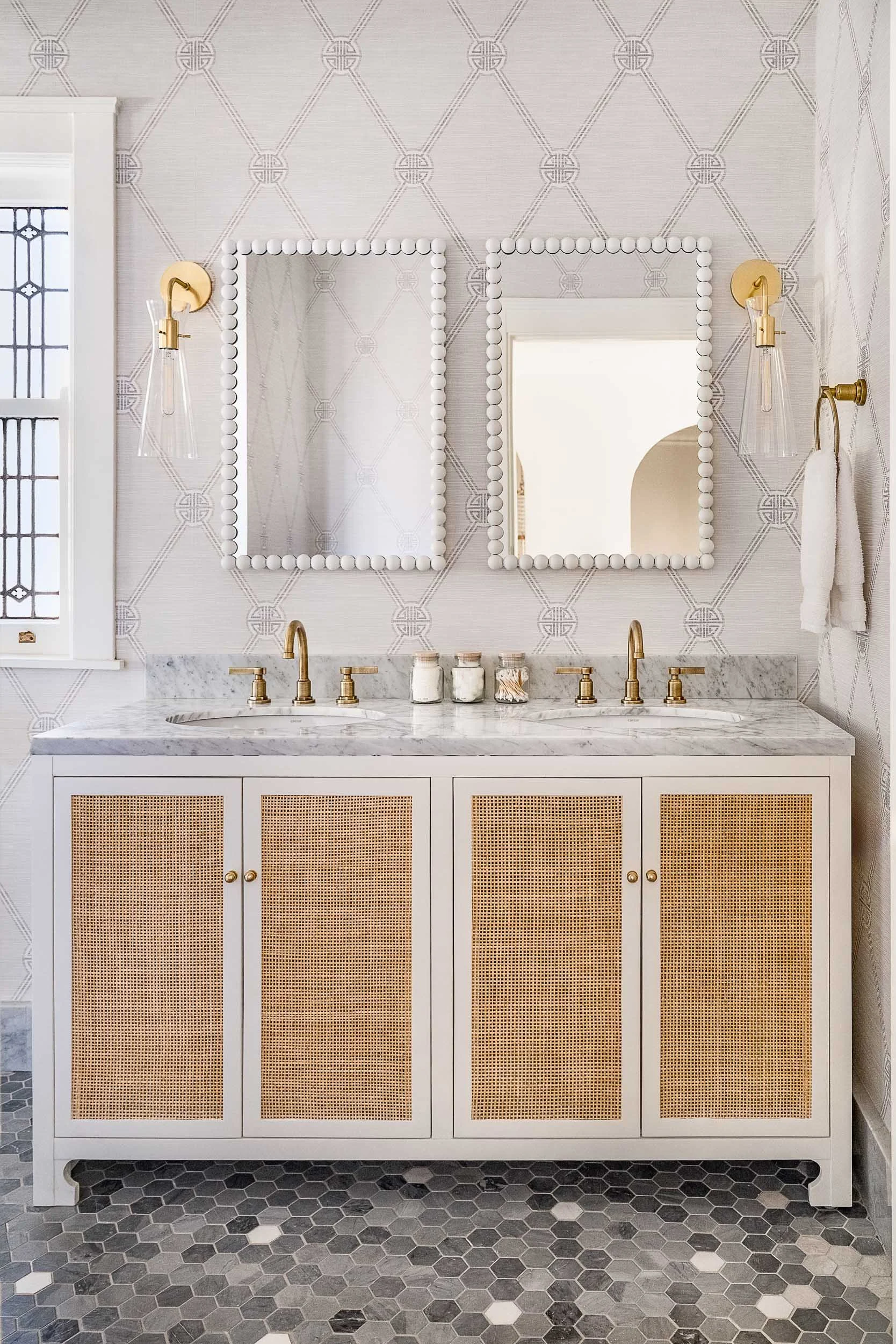 Interior Designer Cincinatti Ohio Winding Lane Interiors Observatory Avenue Updated After Photos 064.jpg