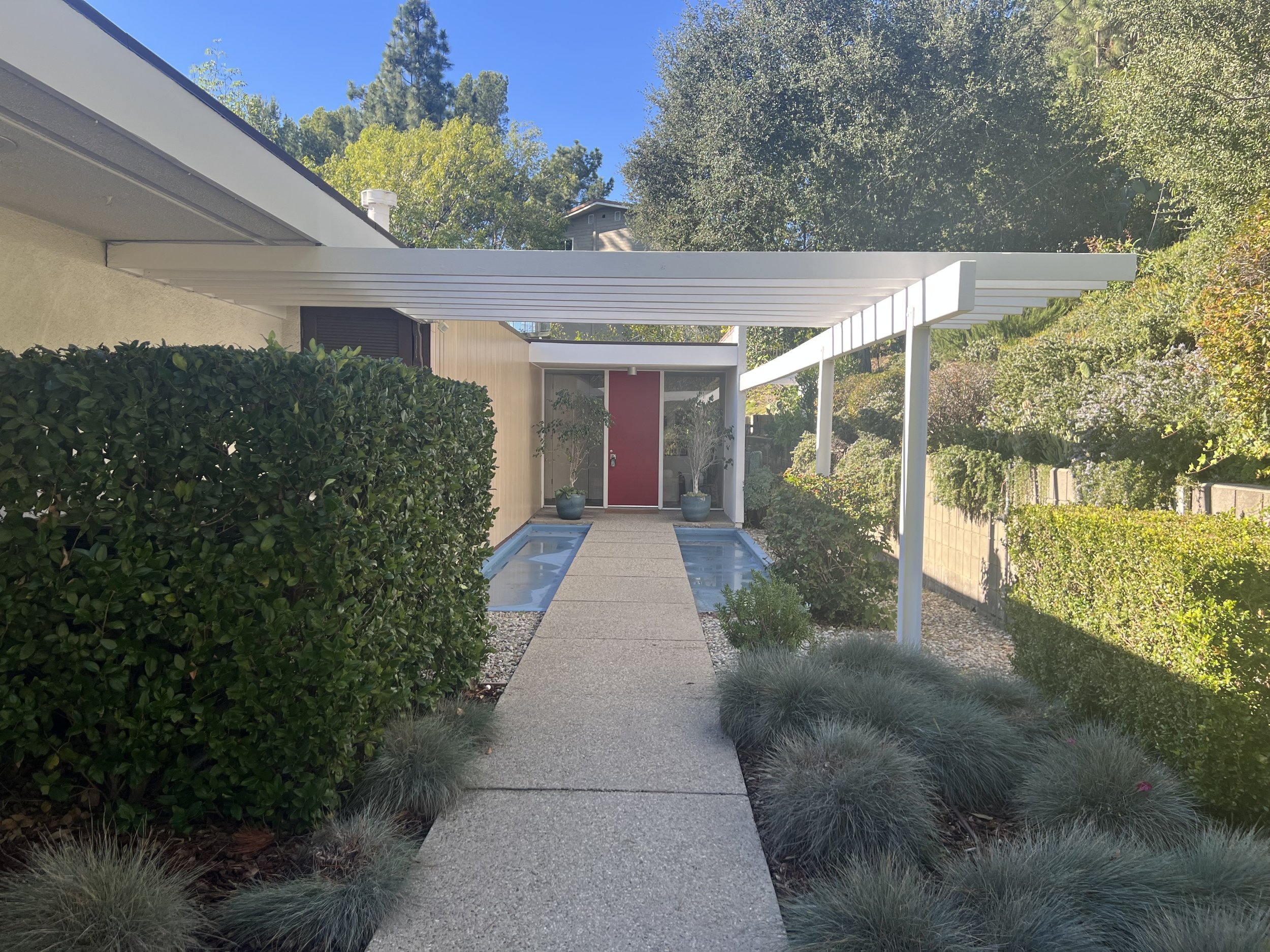 Front Walkway.jpg