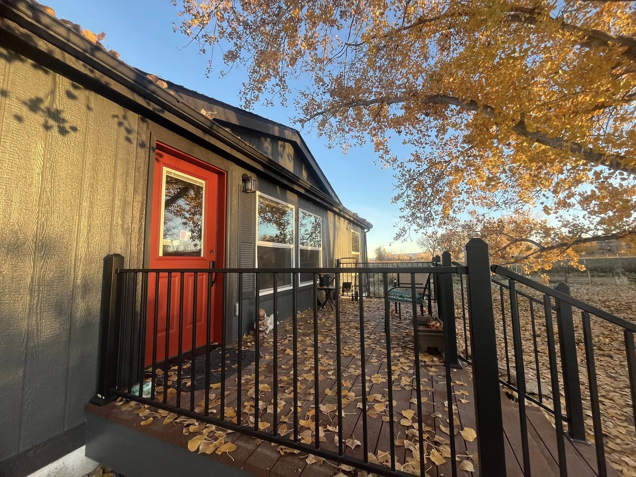 High Desert Precision Painting providing professional commercial and residential painting services including new construction painting, investment property painting, tenant improvements, and high end interior and exterior finishes using premium coati