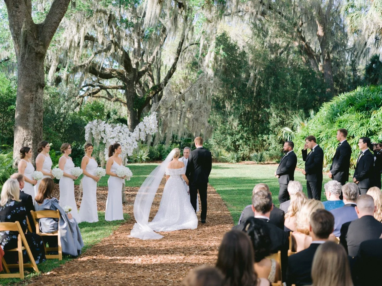 bride-groom-outdoor-wedding-ideas-jackson-durham.jpg