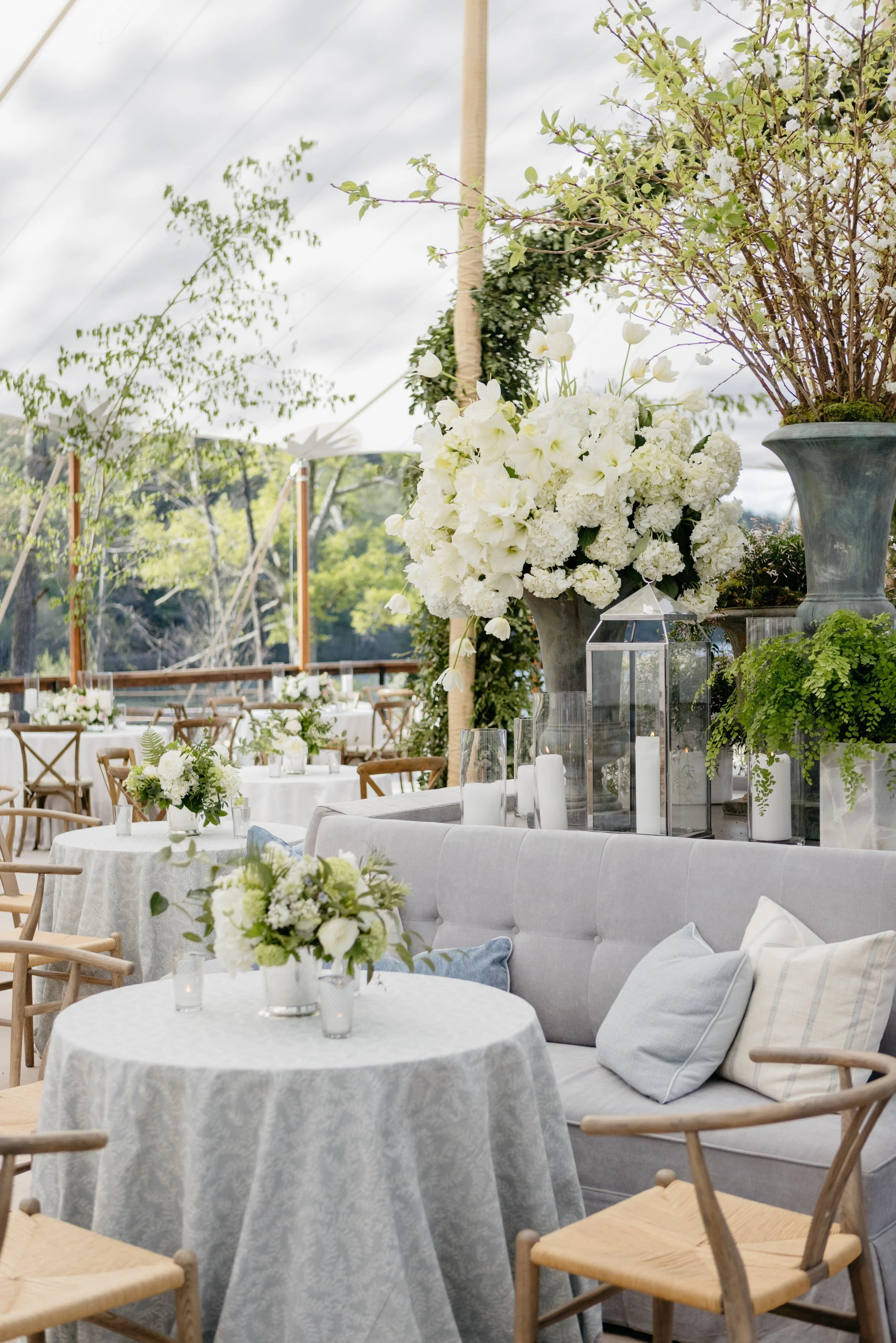 alabama-wedding-floral-design-inspiration-decor-jackson-durham-events-15.jpeg