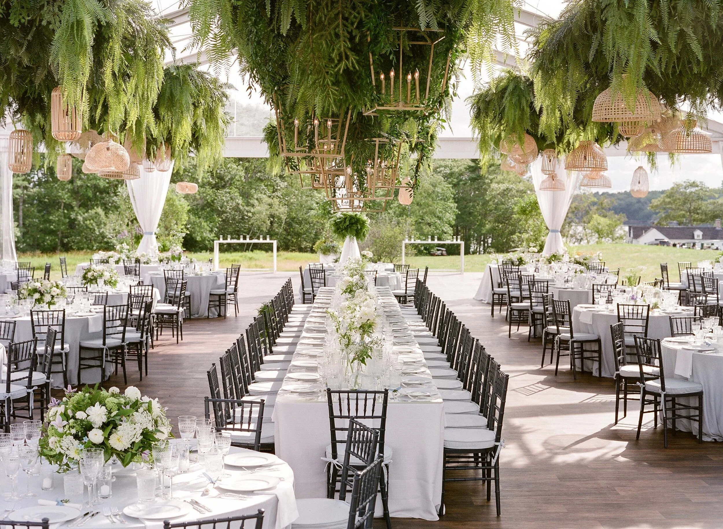 camden-maine-wedding-floral-inspiration-jackson-durham-luxury-events-40.jpg