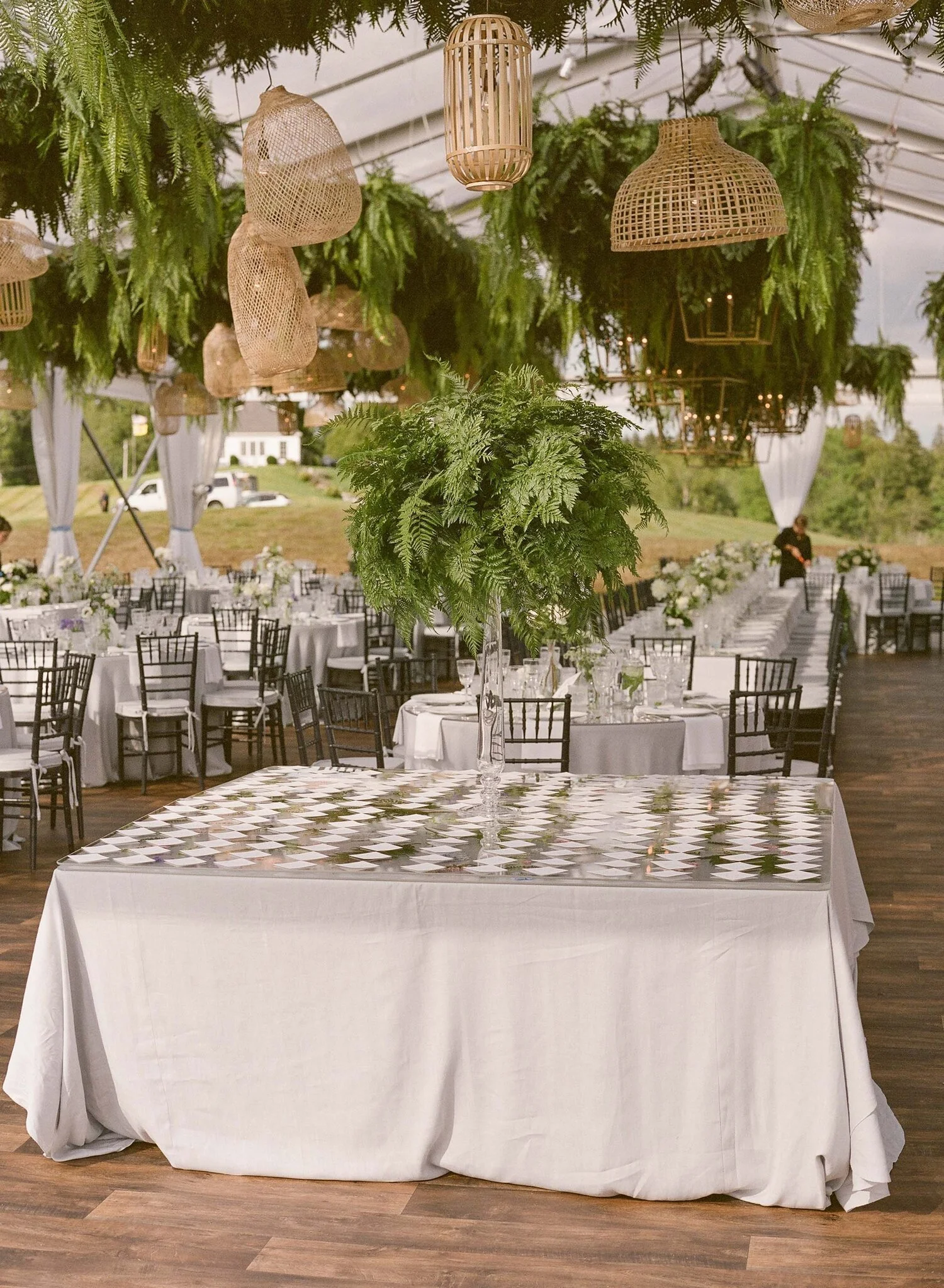 camden-maine-wedding-floral-inspiration-jackson-durham-luxury-events-19.jpg