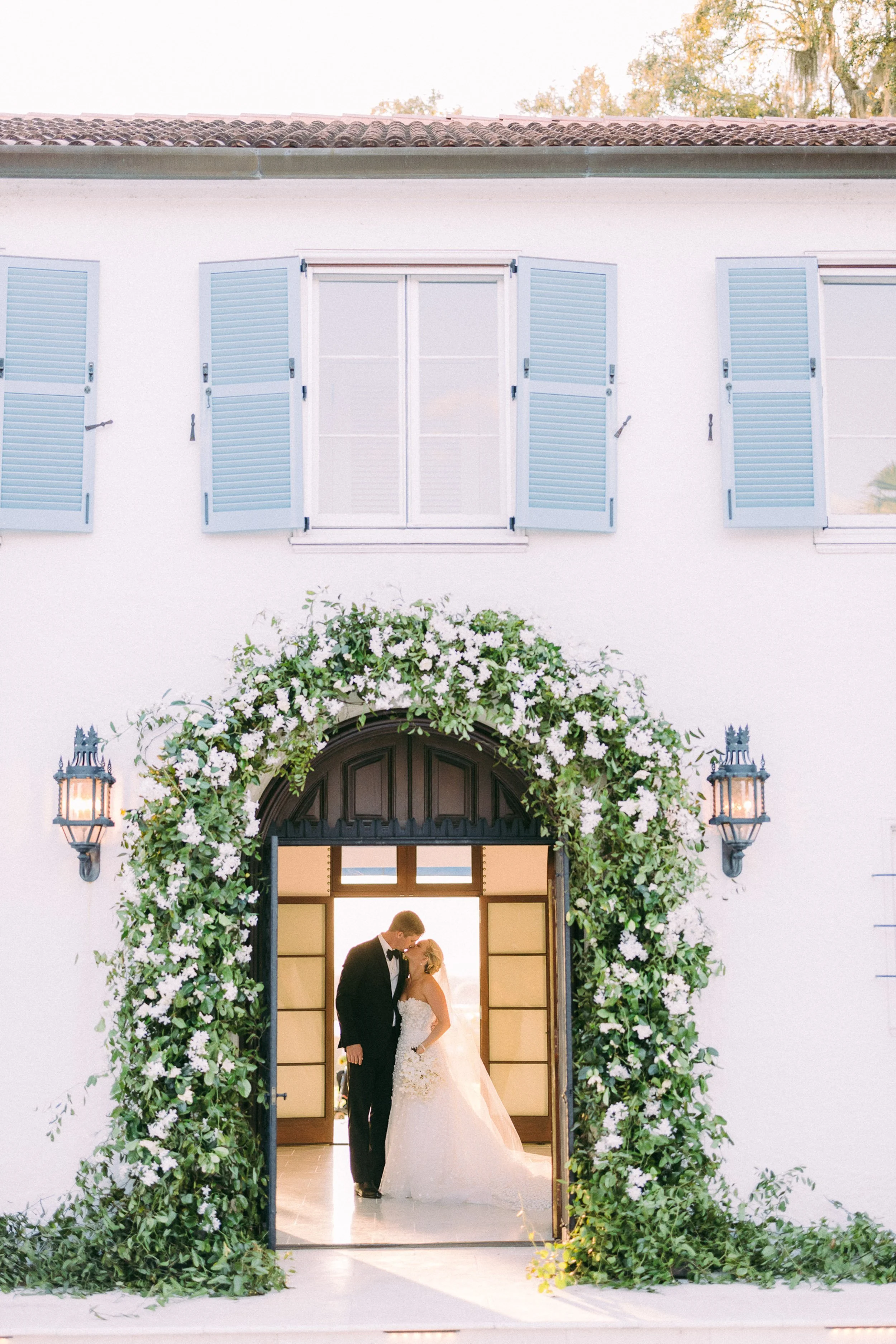 wedding-arch-ideas-green-white-jackson-durham.jpeg