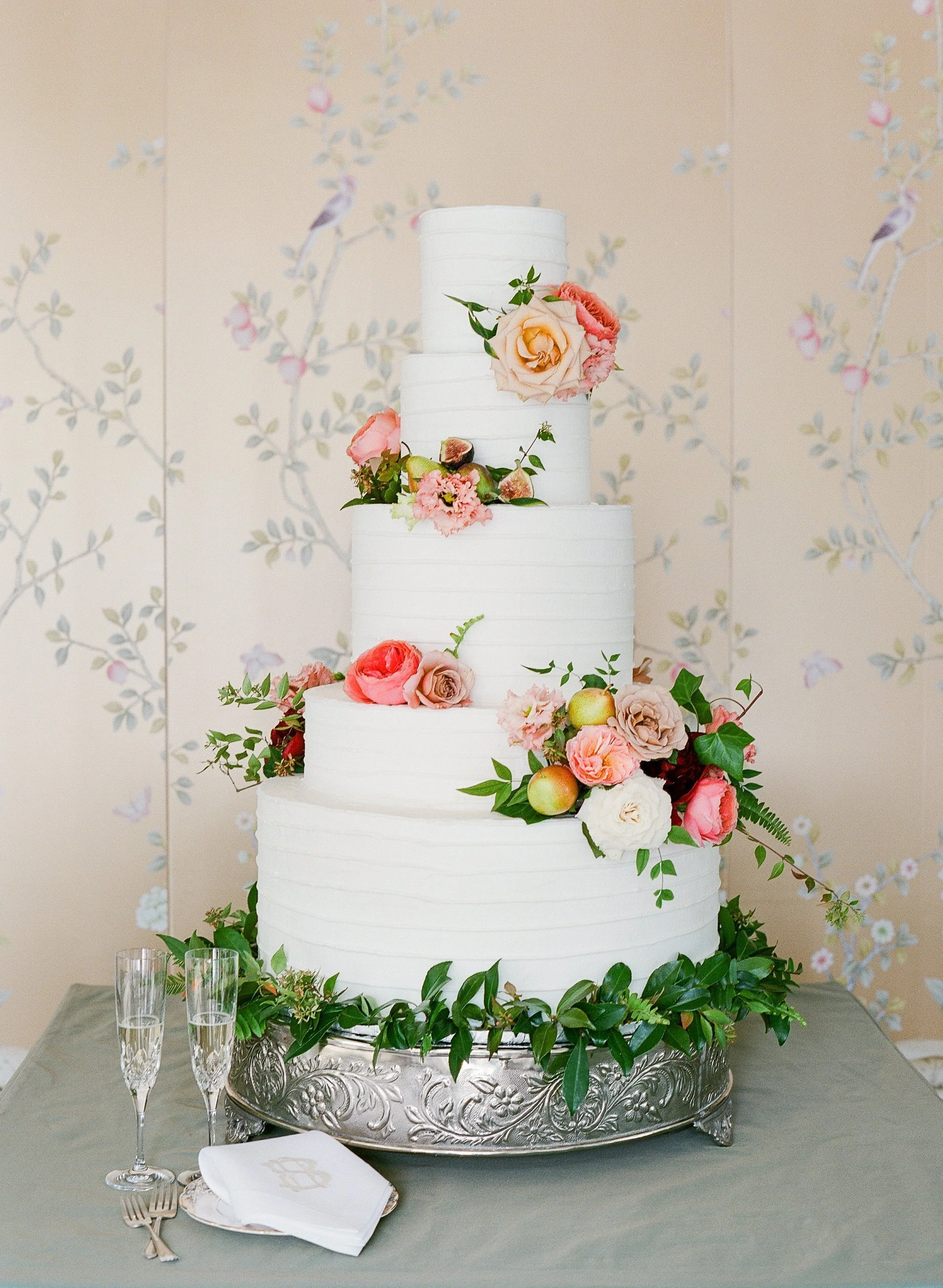 dallas-texas-wedding-floral-design-inspiration-country-club-dcc-jackson-durham-events-17.jpg