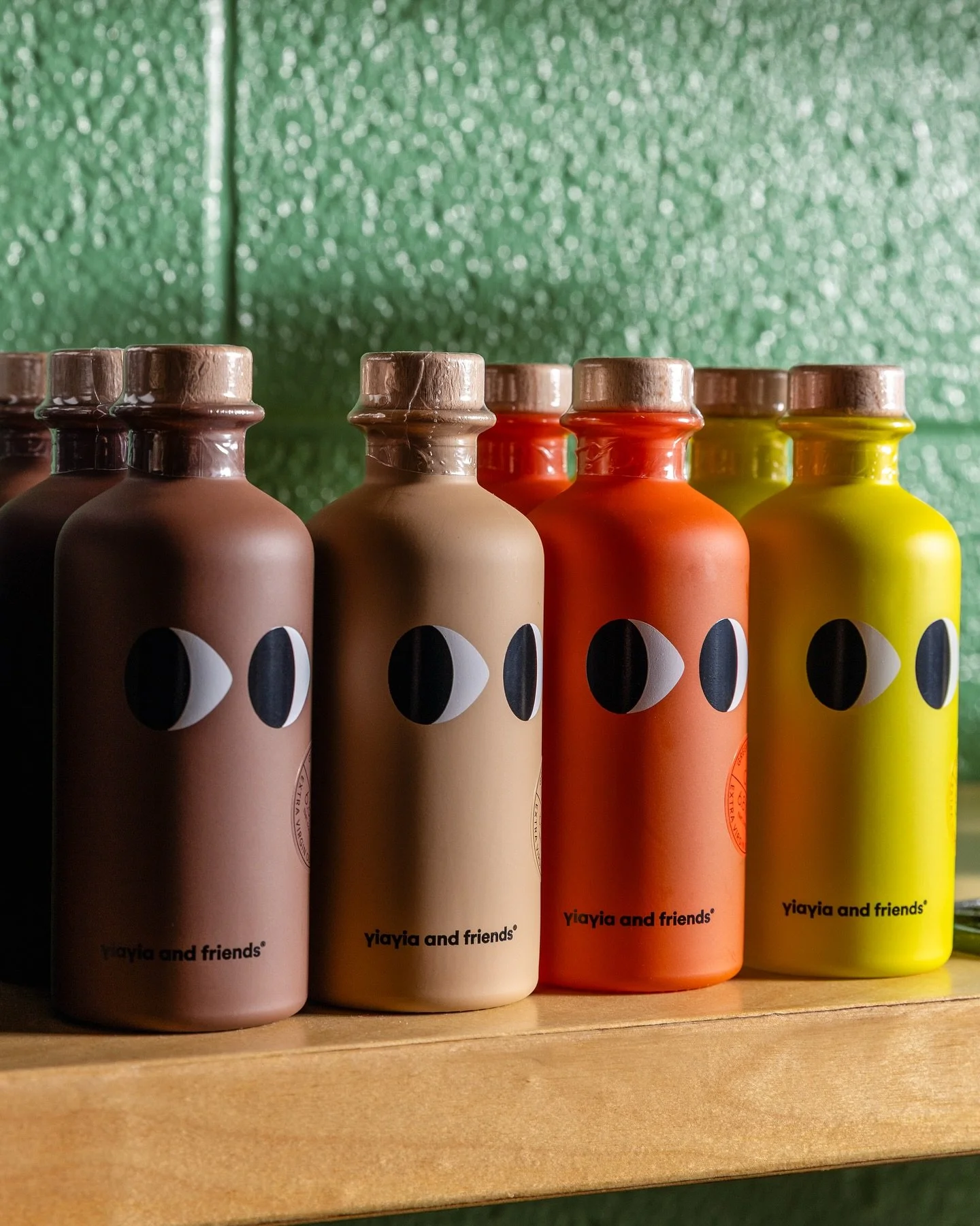 Time for a Shelfie! Y&rsquo;all been asking what&rsquo;s stocked, so here&rsquo;s what&rsquo;s catching our eye right now: Graza olive oil in all three (drizzle, frizzle, and sizzle), Yia Yia and Friends Olive Oil, Molly Baz&rsquo;s Ay-oh! Mayo, Sout