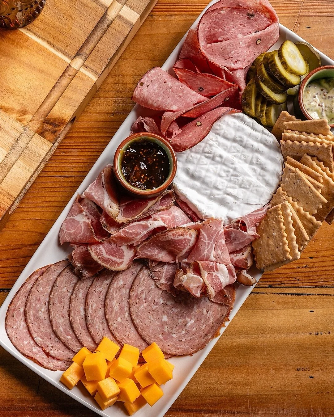 🧀✨ B-HAM CHARCUTERIE WORKSHOP IS BACK!!! ✨🍷

Y&rsquo;all LOVED our last board-building workshop and with the holidays rolling in hot, we figured what better time to brush up on those skills so you can wow your Thanksgiving guests with the meat cent