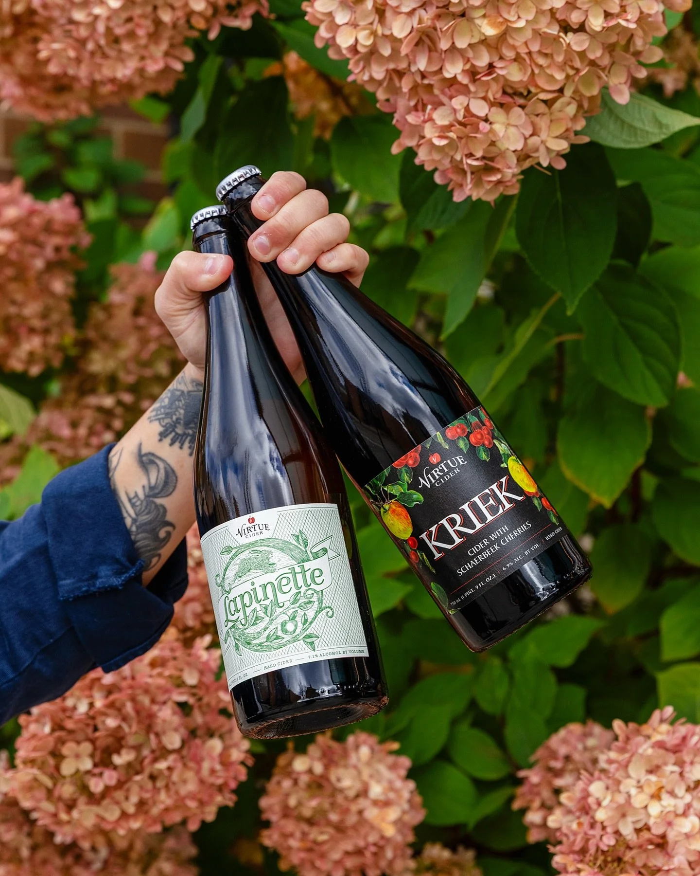 FREE TASTING! We&rsquo;re so excited to welcome Eddie from @virtuecider to Marrow On The Go! If you don&rsquo;t know Virtue, it&rsquo;s led by our longtime friend Gregory Hall, a legend with 20 years as brewmaster at Goose Island who pioneered bourbo