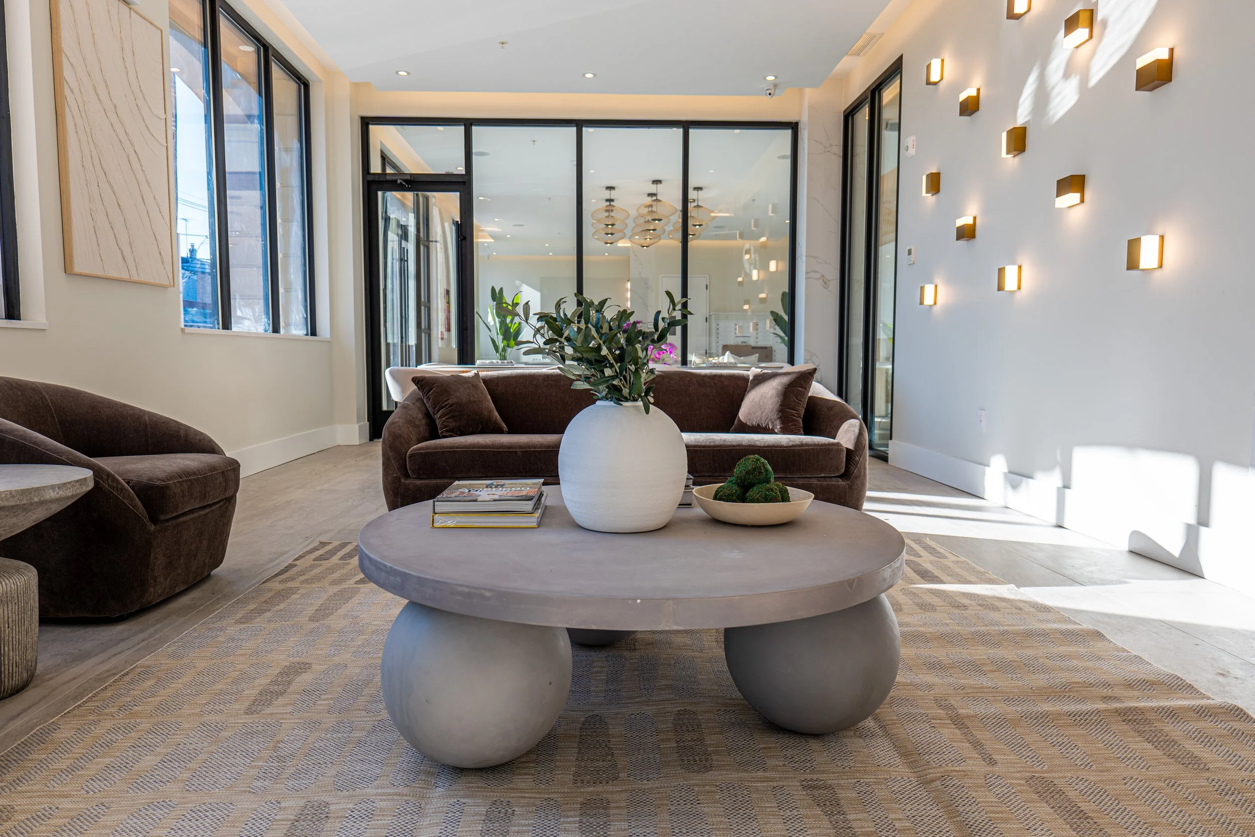 Lounge 2.jpg
