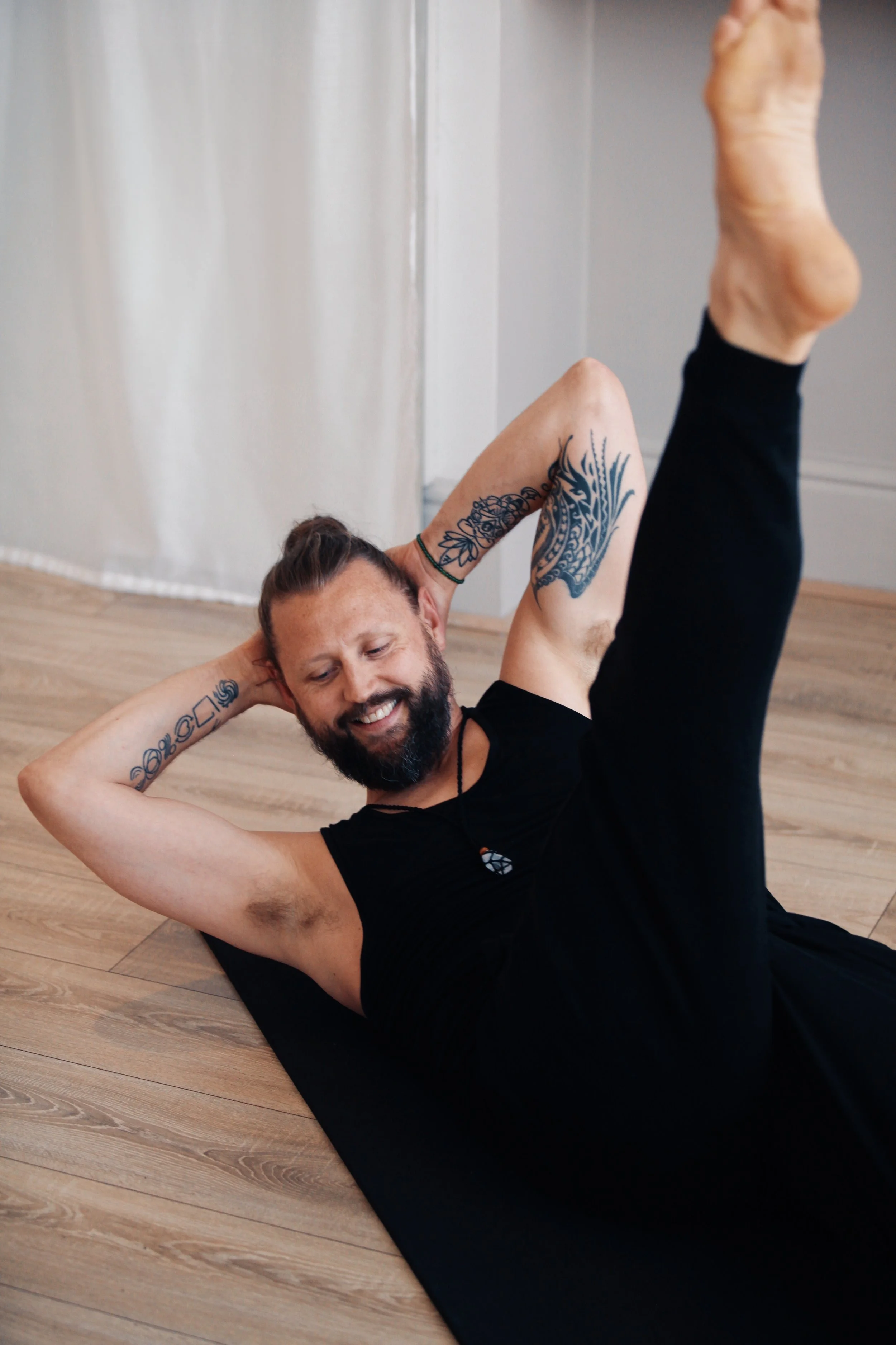 Owen Hutchinson demonstrating strength, mobility and mindful movement during yoga teacher training.