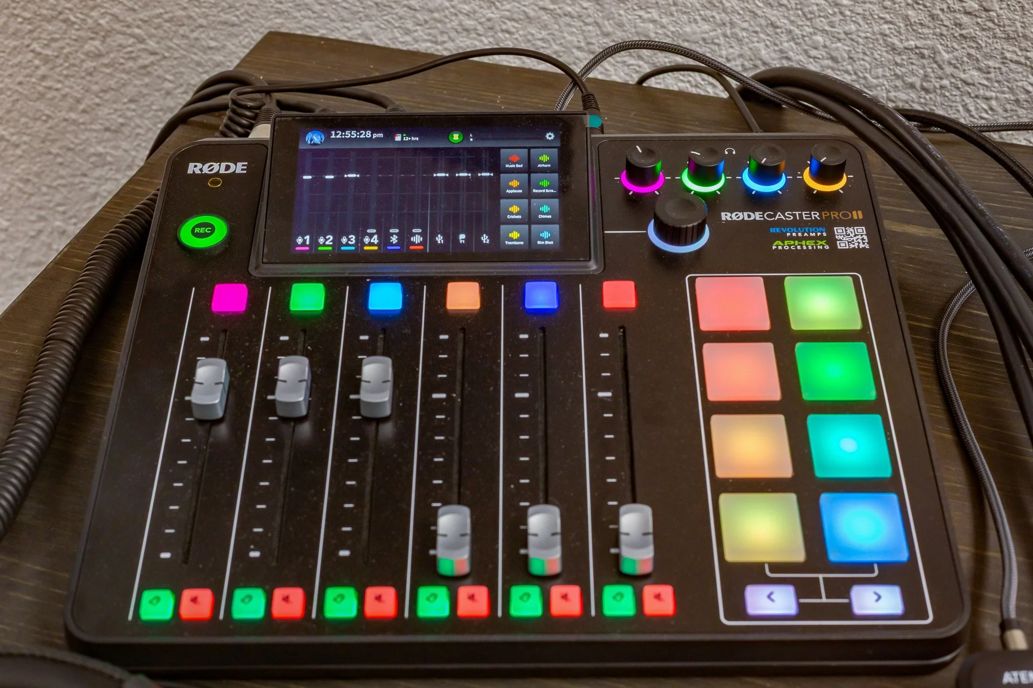 RØDECaster Pro II Mixer (Multi-channel recording)
