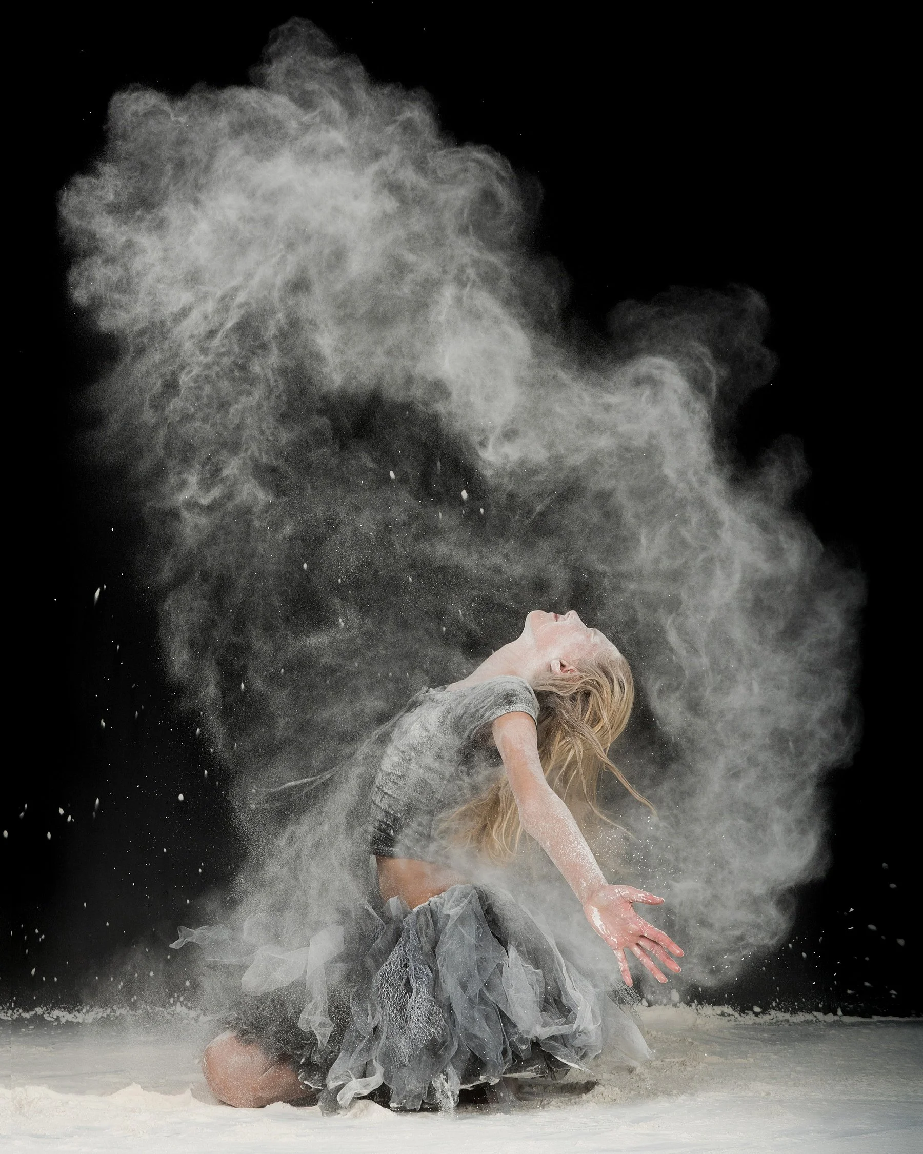 Dancer-portrait-Flour.jpg