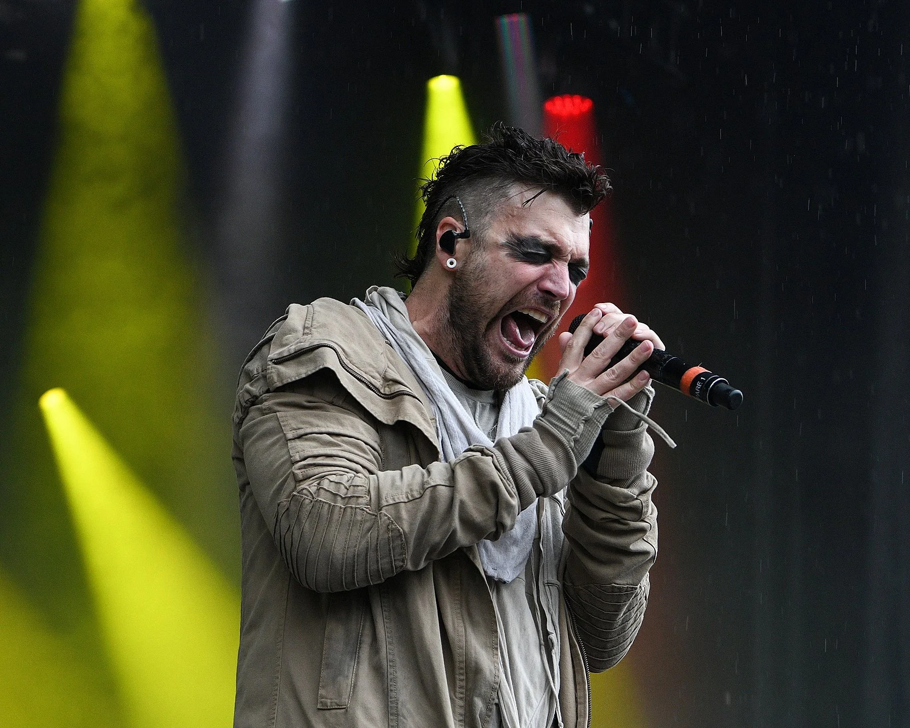 Dustin-Bates-Starset.jpg