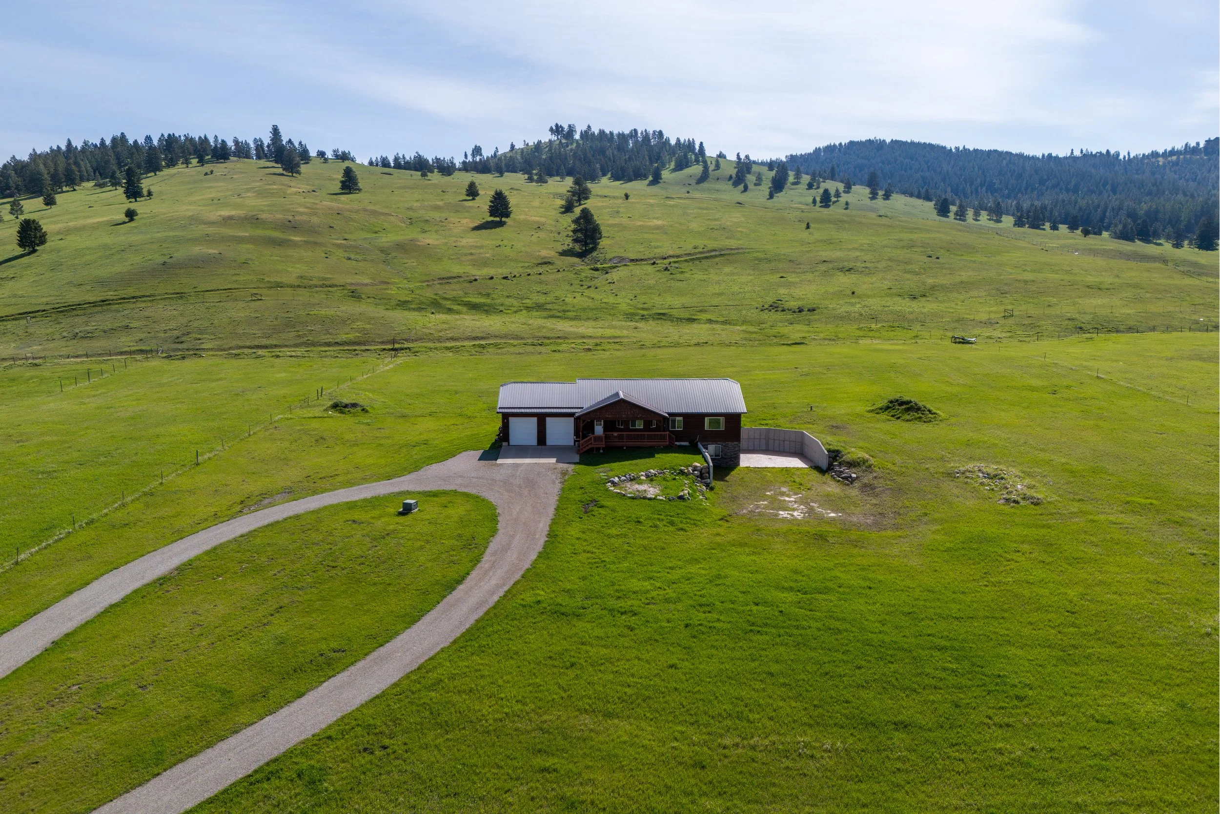 1073 Smith Lake Drive (1 of 34).jpg