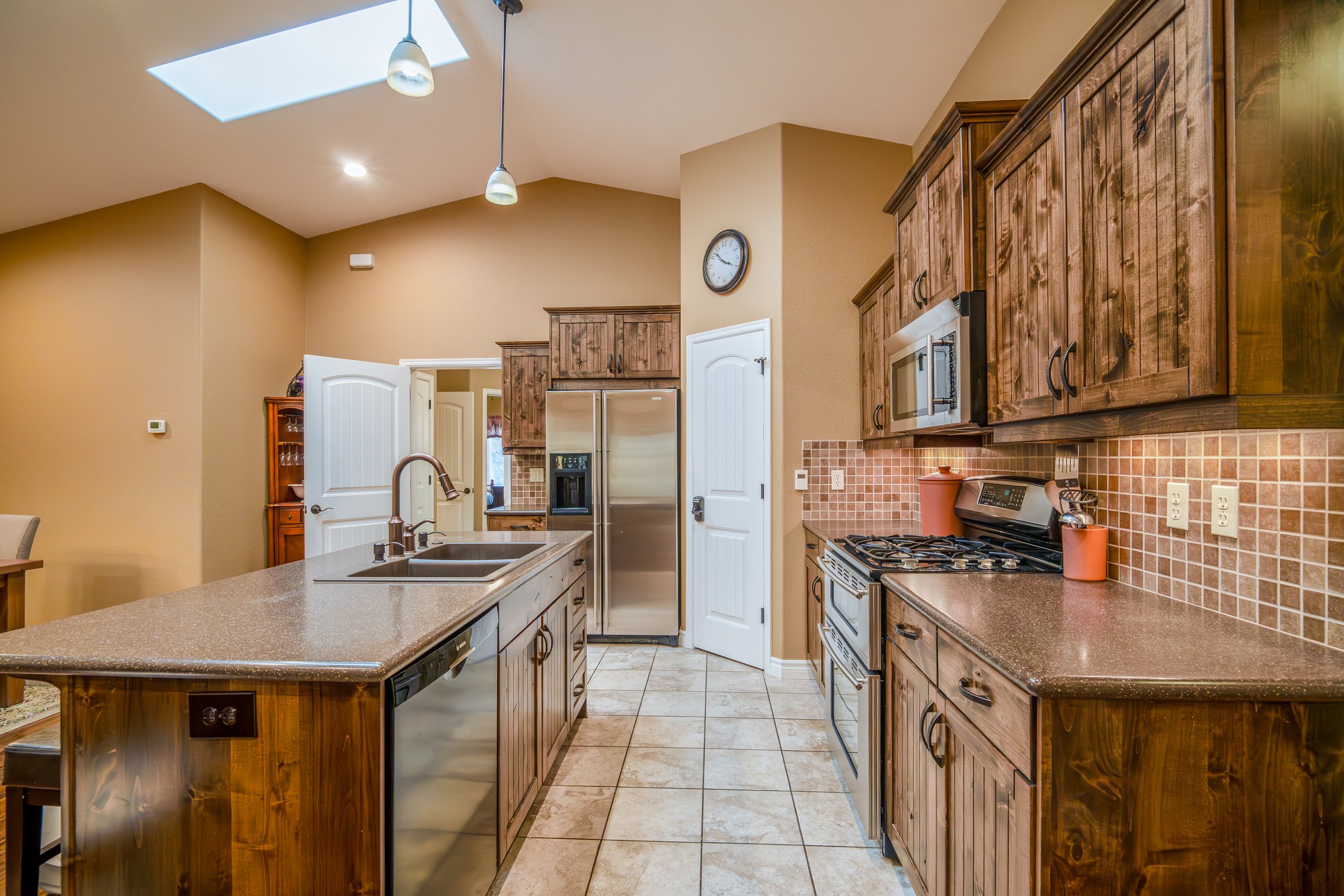 153 Oakmont Loop (10 of 22).jpg