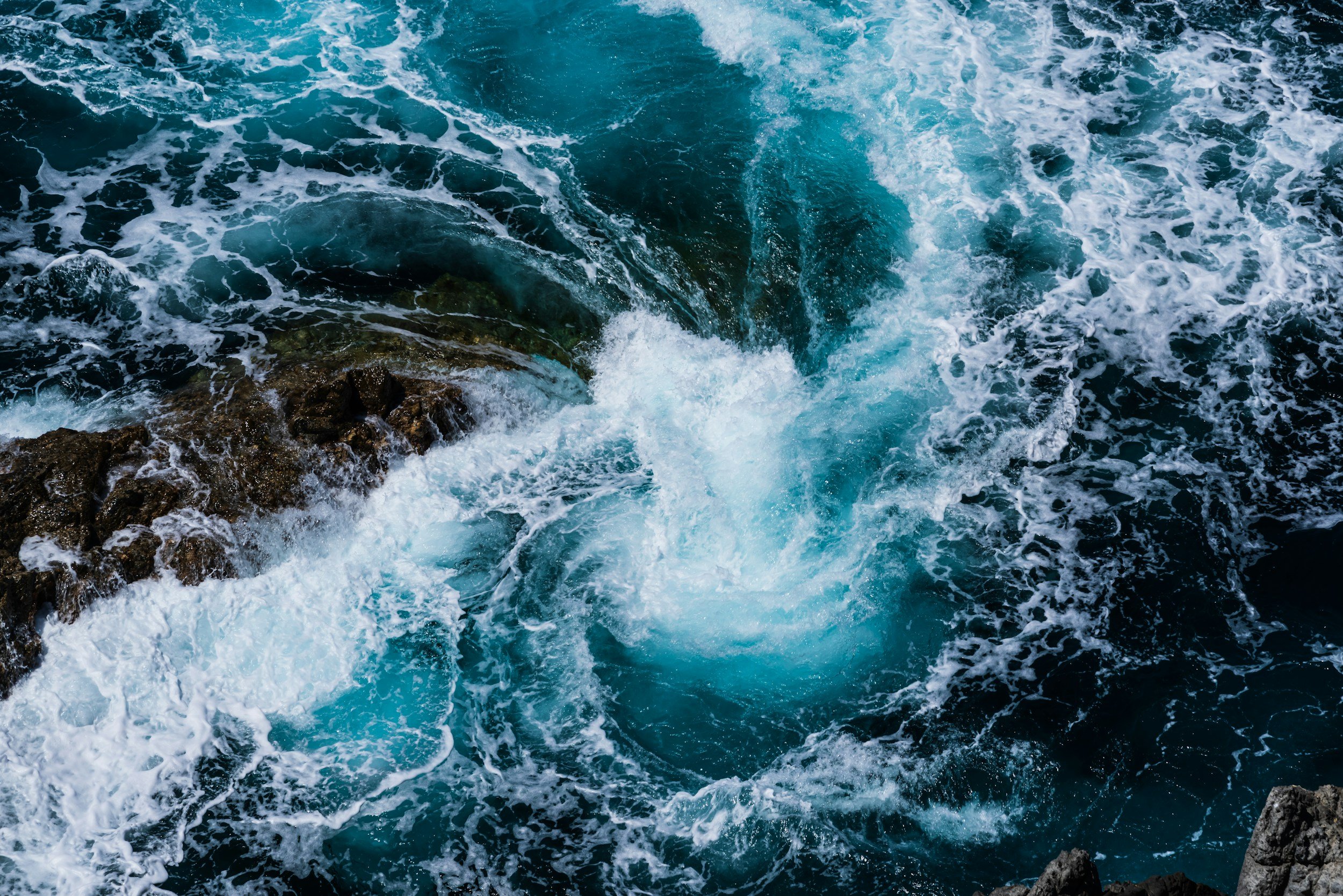 Whirlpool in the ocean, big waves