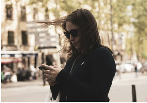 Women Are Deleting Their Period Tracking Apps. Here's Why FoXX Is Different.