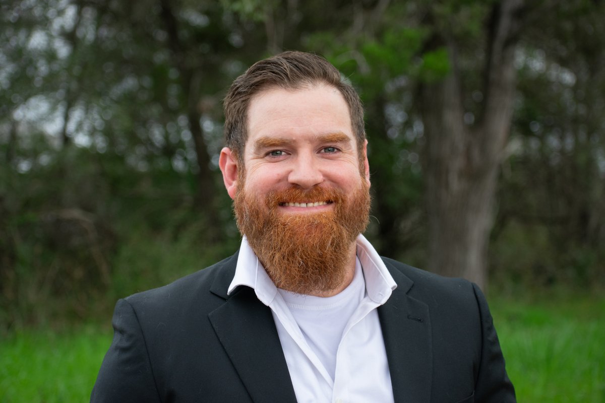 Charlie Saulnier is the controller or CPA of Guadalupe Readymix