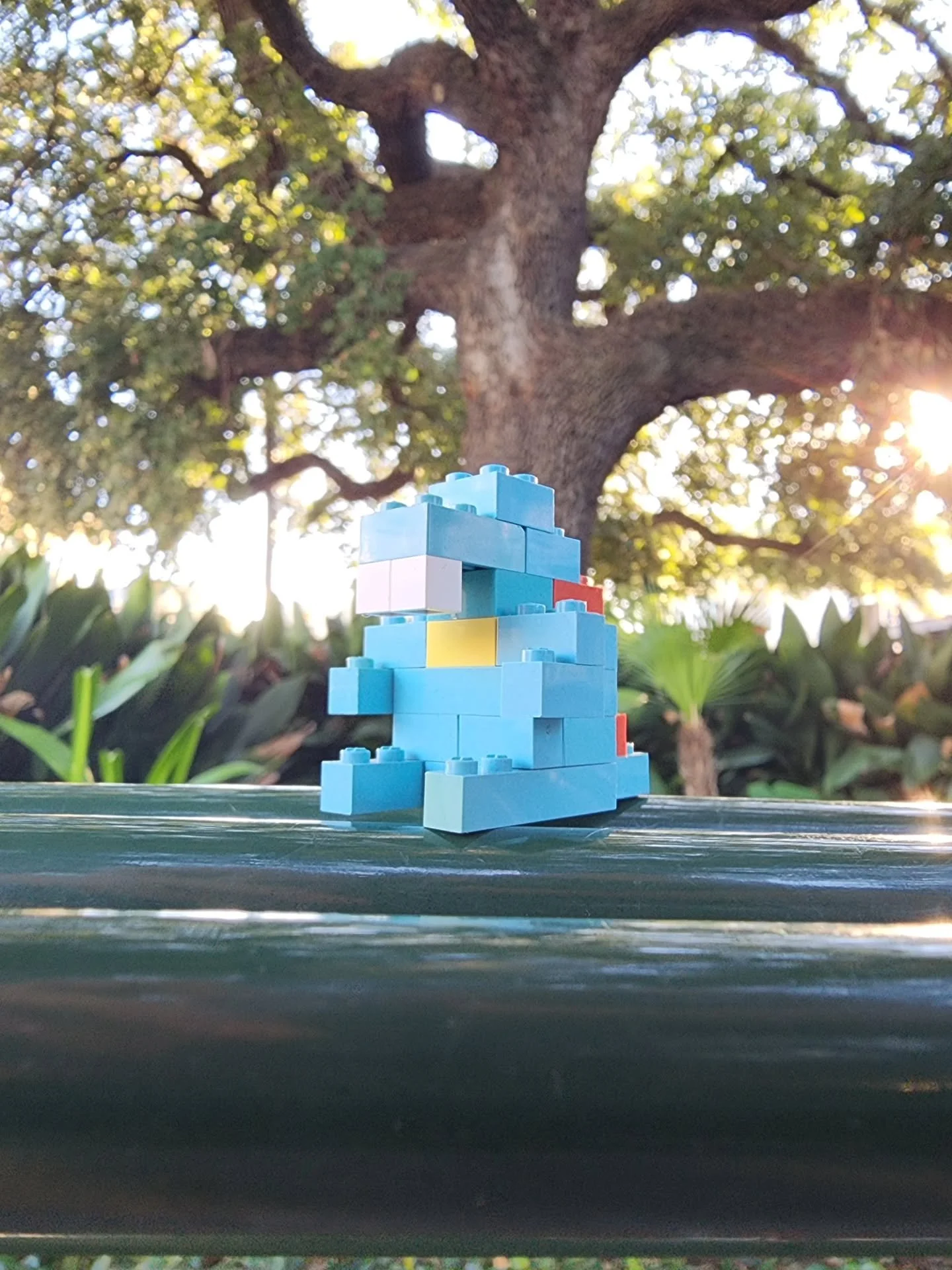 Mini Modulex Totodile! 🐊

I've never owned or even seen Modulex in person until this past week. @rylie_howerter brought a big bag to an impromptu Mx workshop with friends and I built my current Pok&eacute;mon obsession, and I really loved seeing how