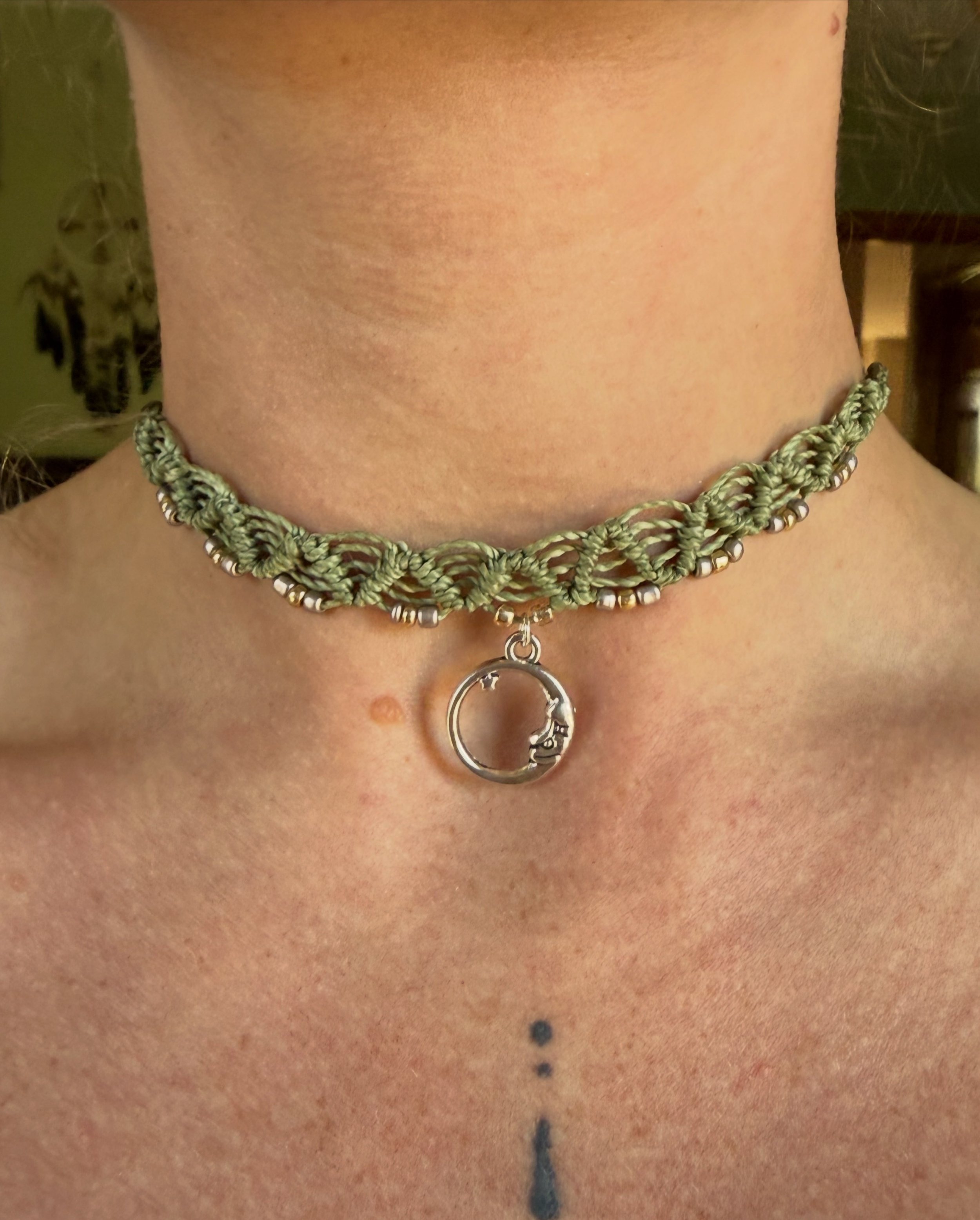 Moon Choker