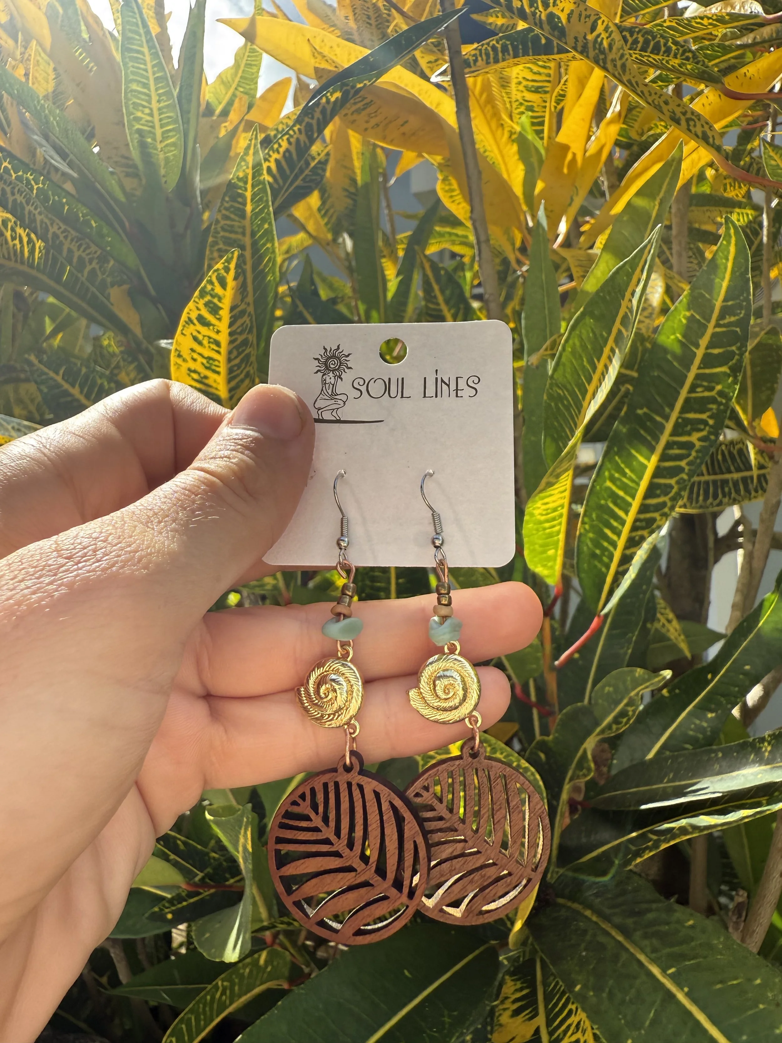 Shell & Plant Earrings