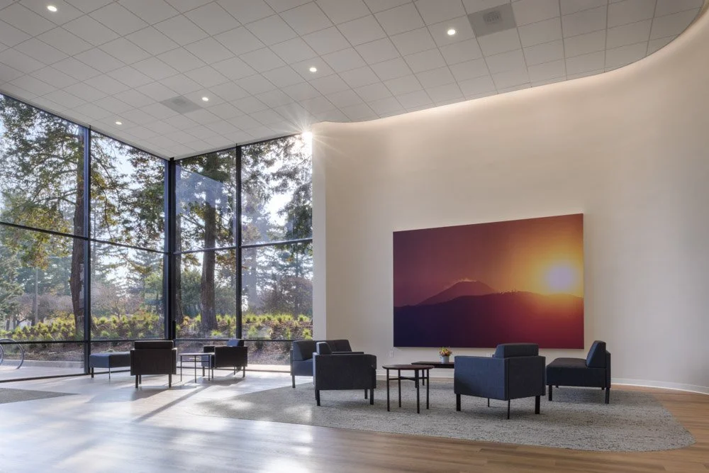 Curved Walls and Quiet Light: Photographing the SGI-USA Silicon Valley Center