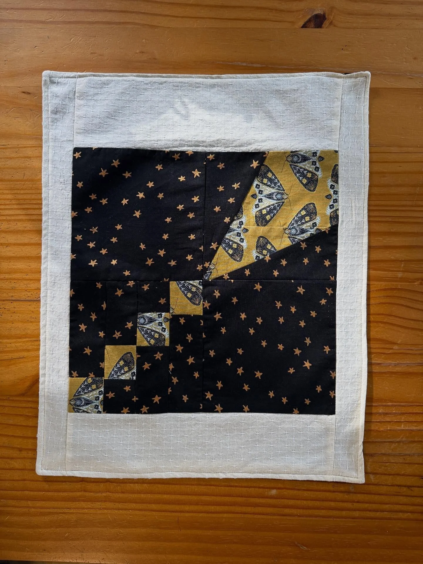 Day 2 of #peachtober - kite 🪁

This prompt was a little tougher for me. The word &ldquo;kite&rdquo; didn&rsquo;t really stir much creativity, but it did sort of wiggle an idea forward that involved quilting. As a very beginner quilter, I thought the